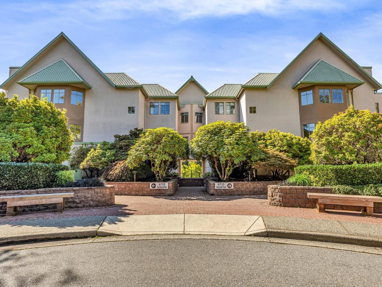 204 6735 STATION HILL COURT, R3085702, BC,