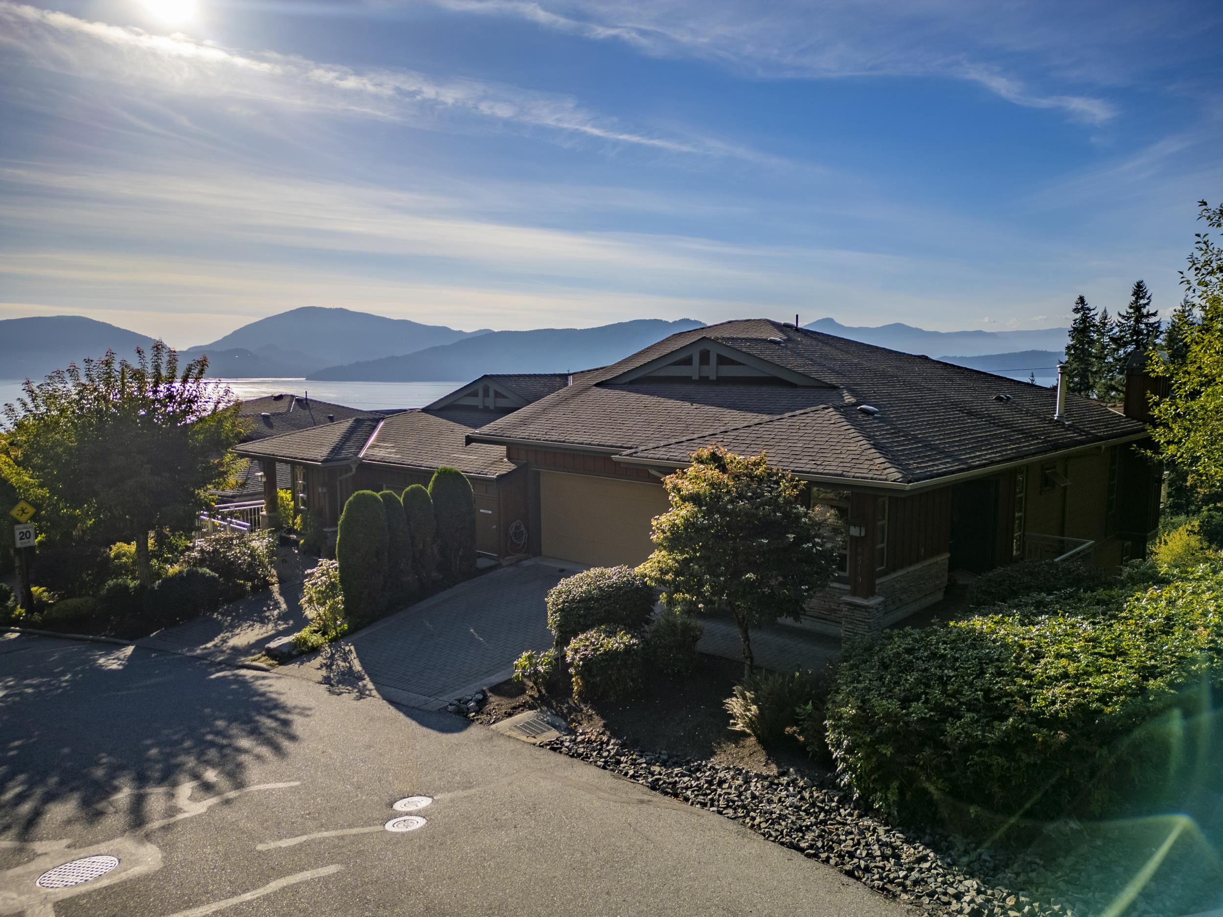 8519 SEASCAPE DRIVE, West Vancouver BC V7W 3J7, R3085827, BC,