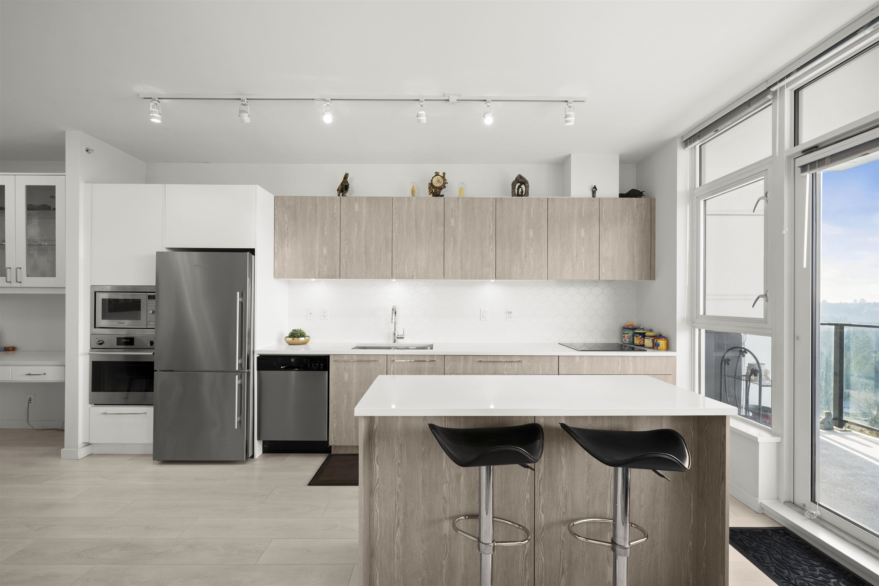 1004 691 NORTH ROAD, R3086148, BC,