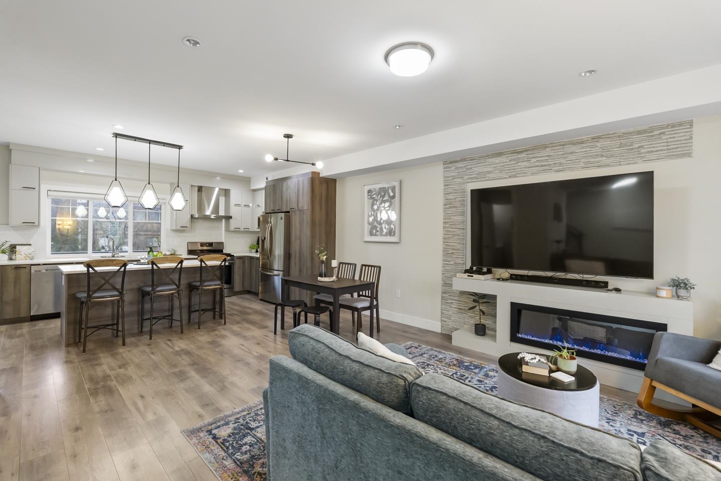 10 11767 89A AVENUE, R3086188, BC,