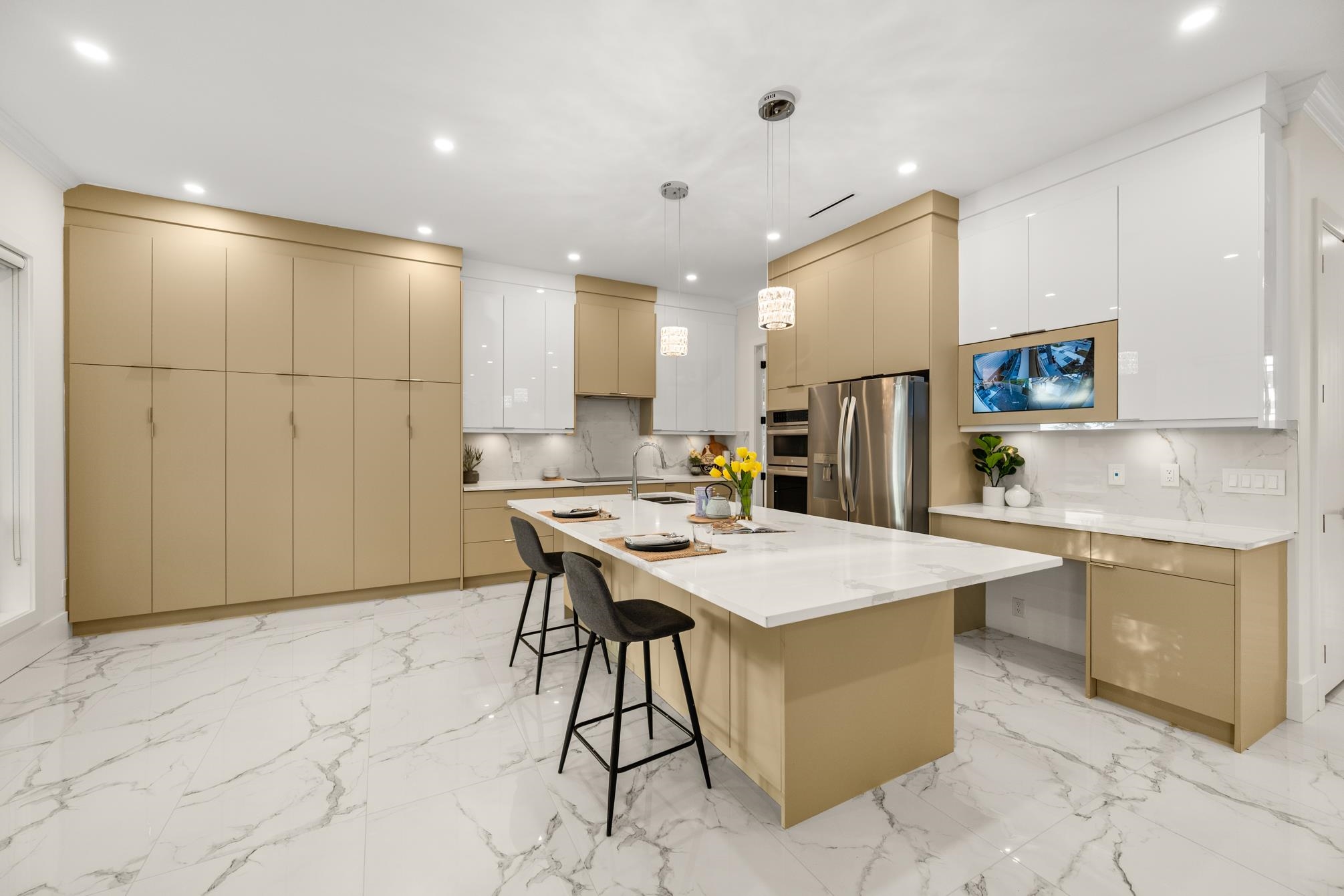 11481 138A STREET, Surrey BC V3R 0J3, R3086424, BC,