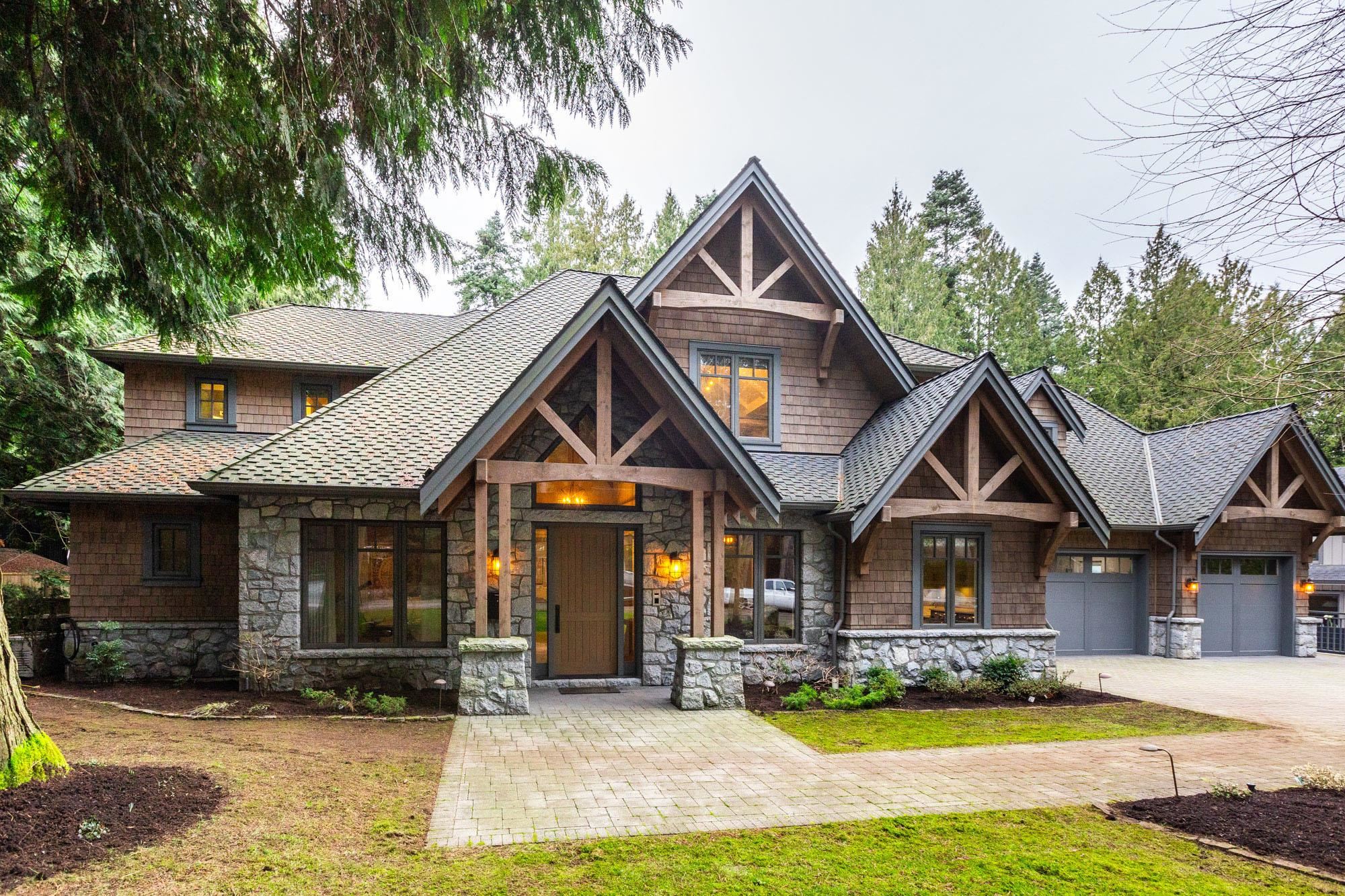 2615 DOGWOOD DRIVE, Surrey BC V4A 3K4, R3086513, BC,