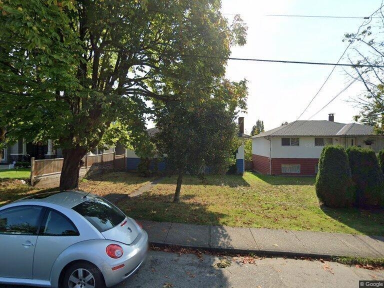 439 E 16TH STREET, North Vancouver BC V7L 2T4, R3086587, BC,