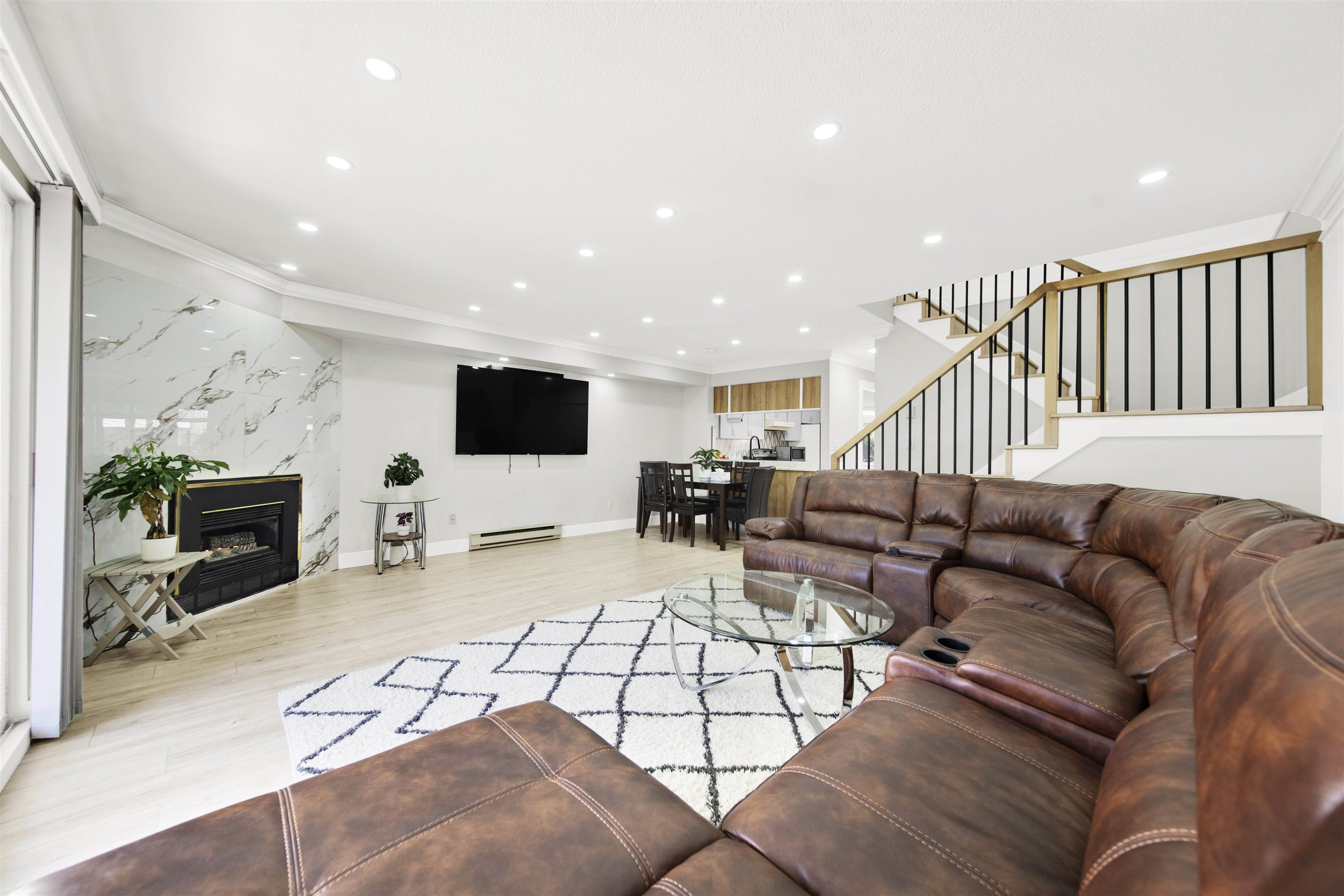 2 7560 138 STREET, R3086891, BC,