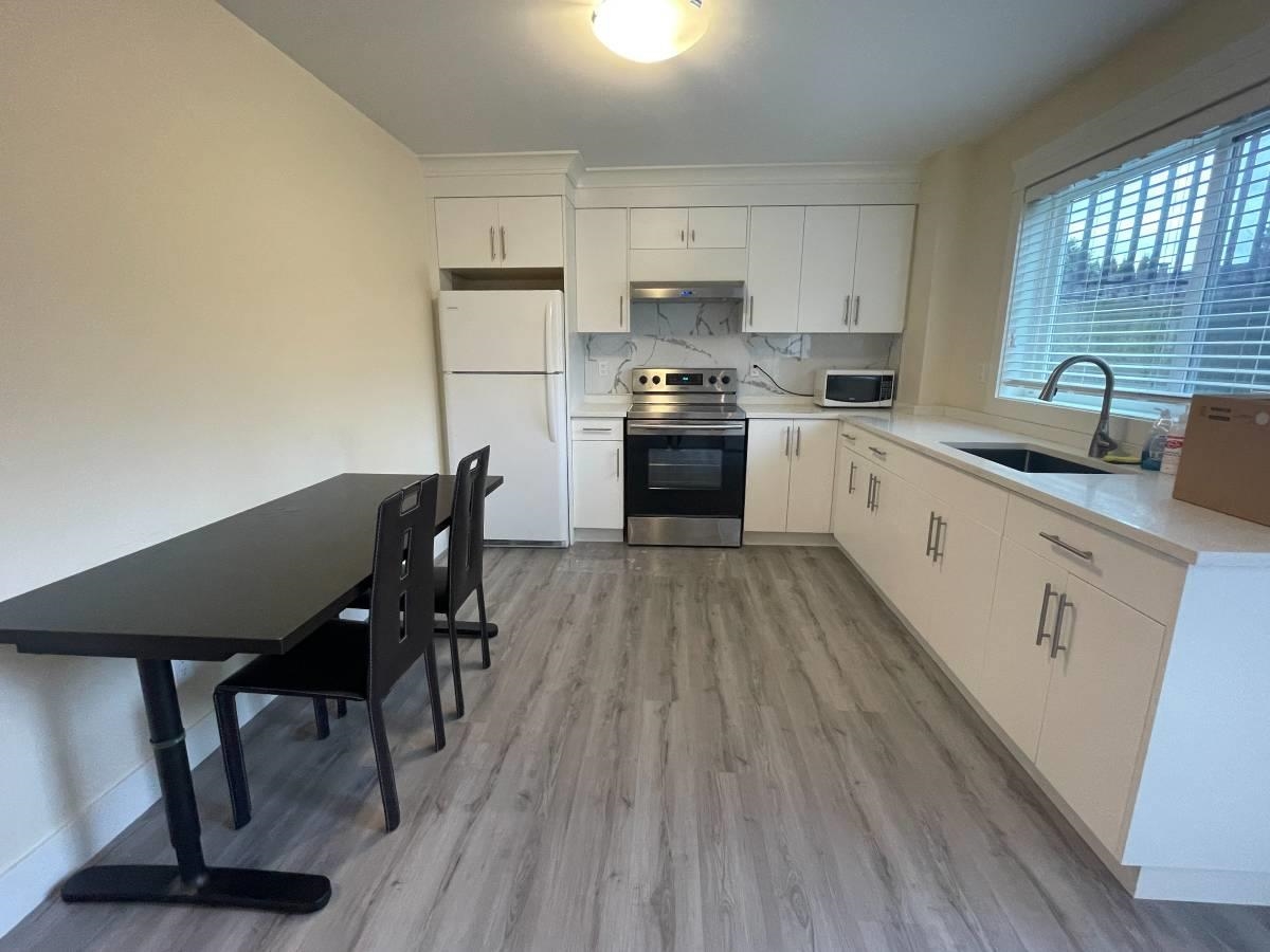 750 GROVE, Burnaby BC V5B 4G5, R3087421, BC,