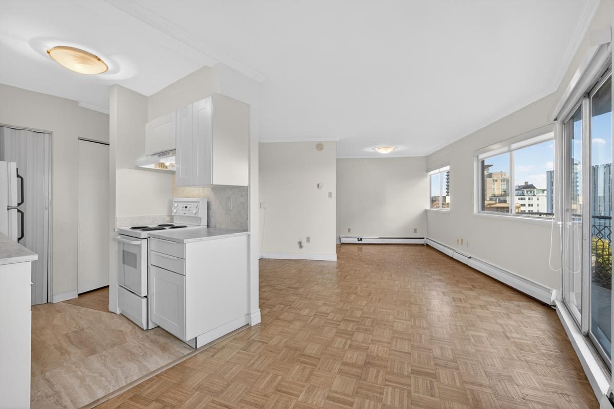 403 1930 MARINE DRIVE, R3087442, BC,