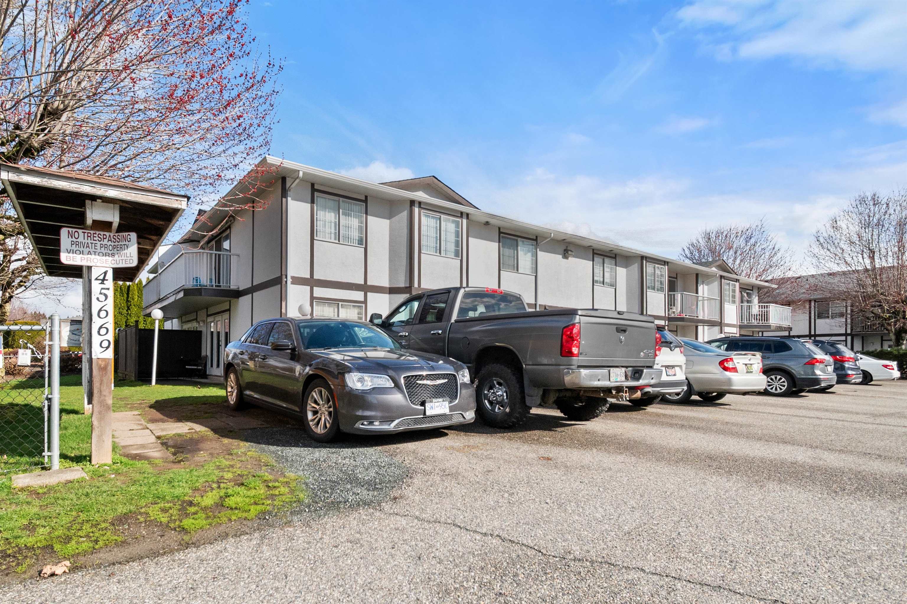 215 45669 MCINTOSH DRIVE, R3087677, BC,