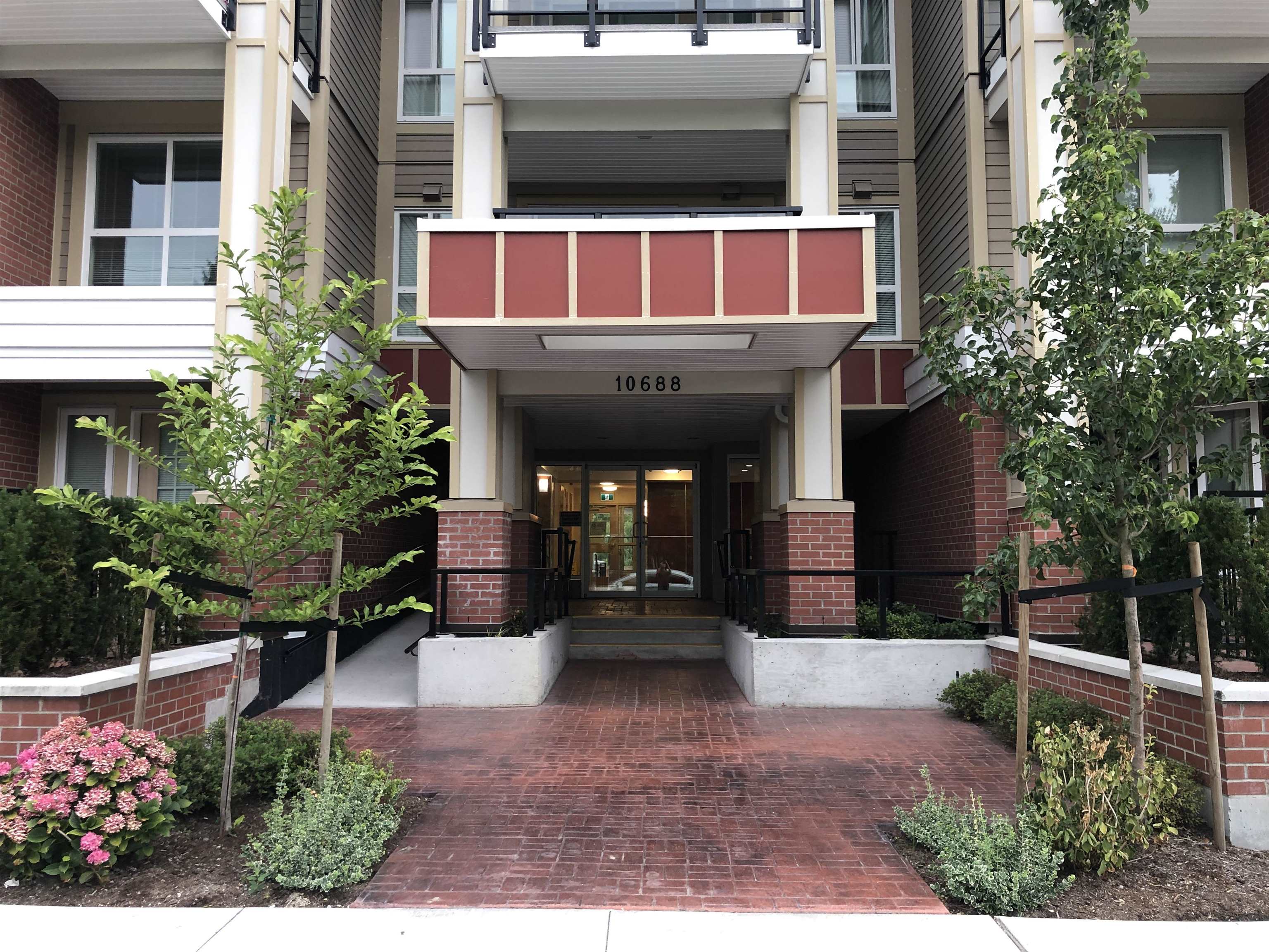 103 10688 140 STREET, R3088047, BC,