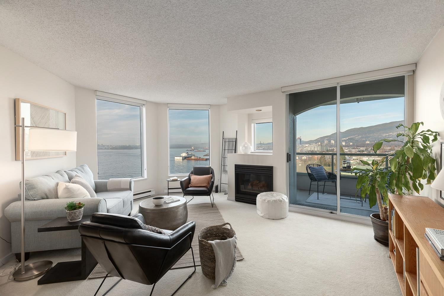 808 168 CHADWICK COURT, R3088073, BC,