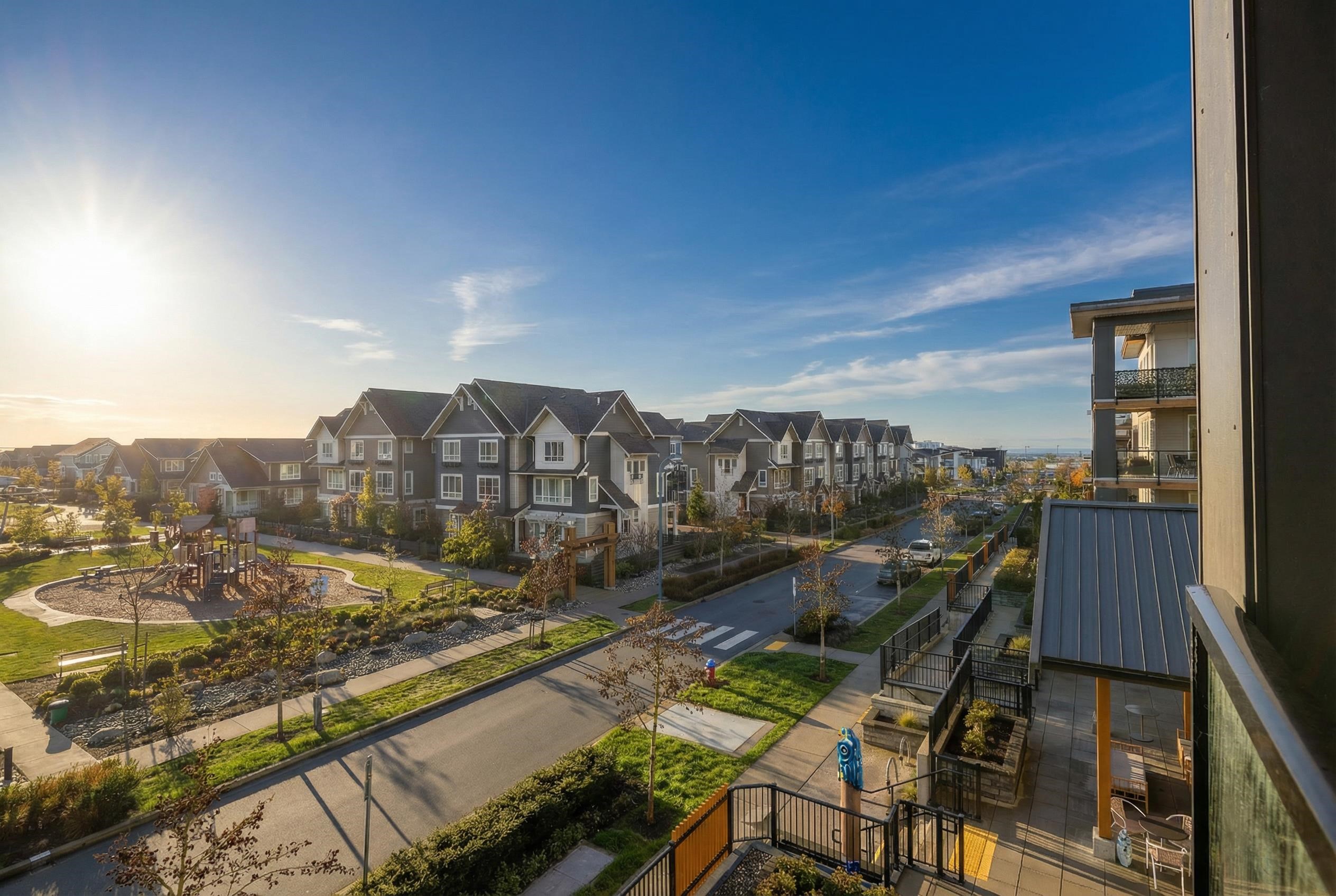 319 1792 STARLING DRIVE, R3088103, BC,