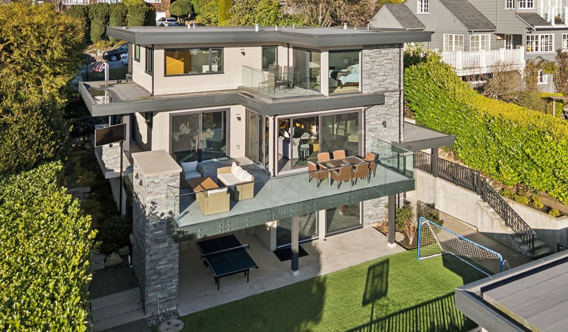 2678 MATHERS AVENUE, West Vancouver BC V7V 2J4, R3088127, BC,