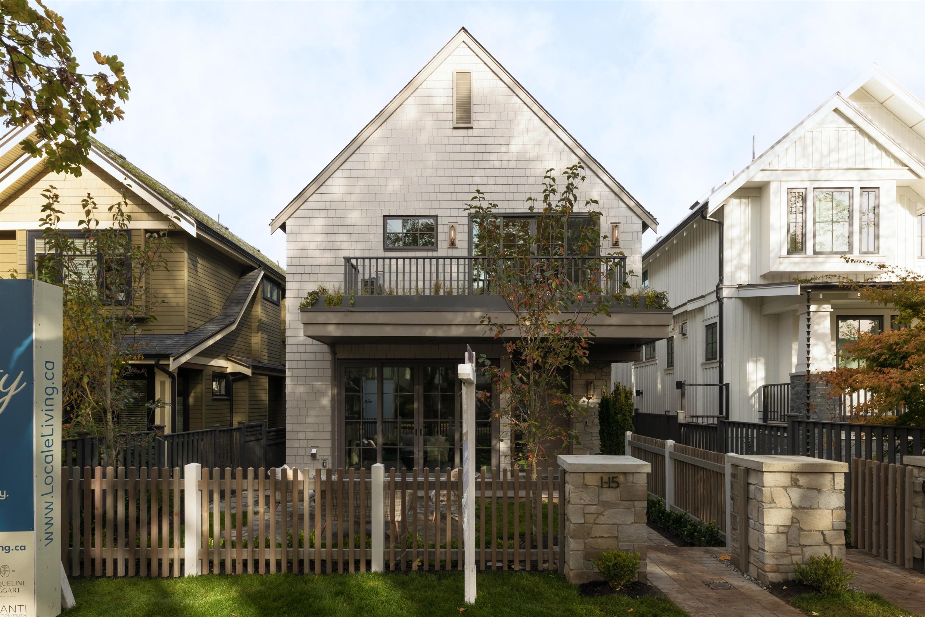 2 15 20TH AVENUE, R3088178, BC,