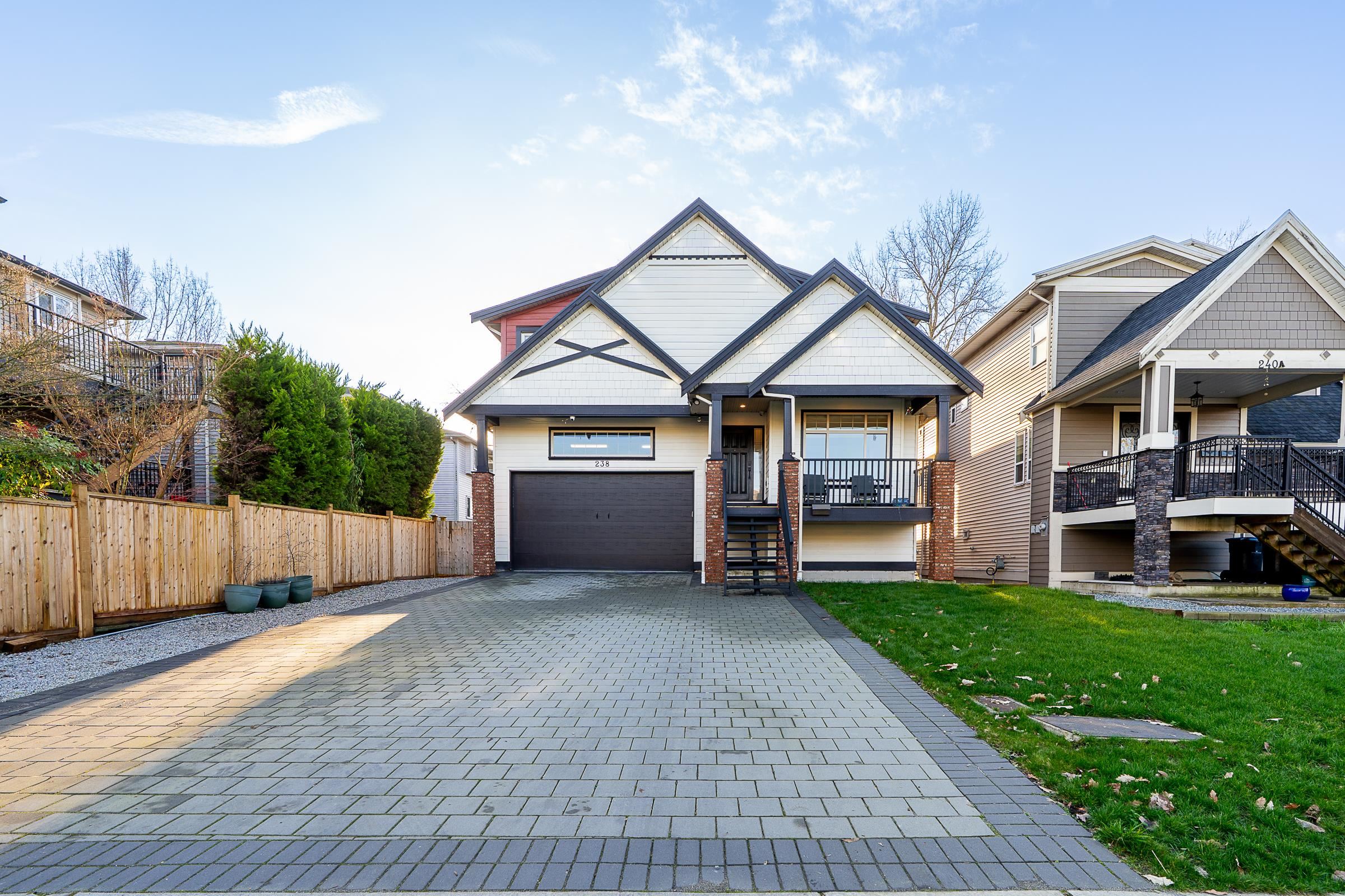 238 PHILLIPS STREET, New Westminster BC V3M 5P1, R3088280, BC,