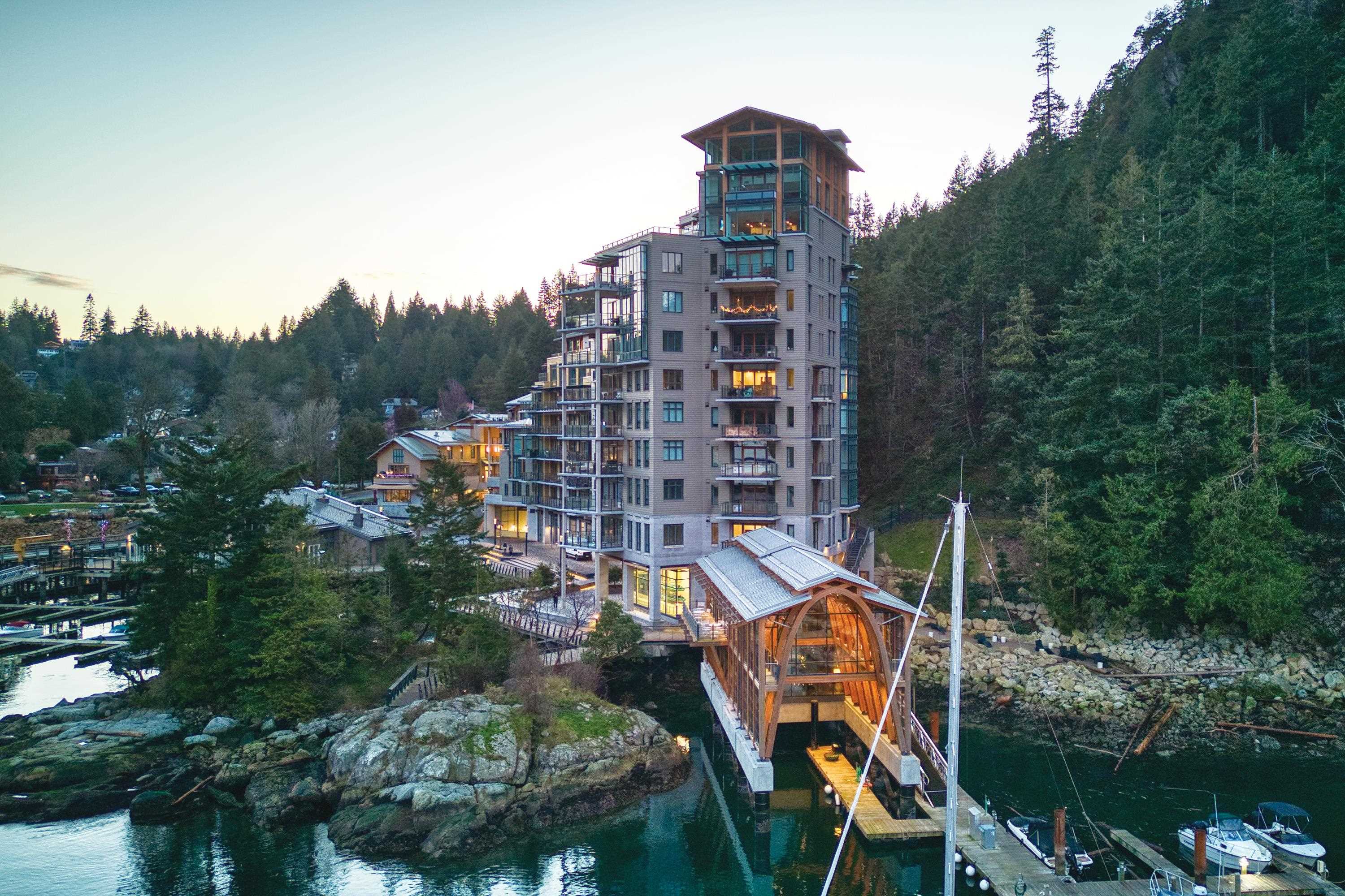 201 6707 NELSON AVENUE, R3088429, BC,