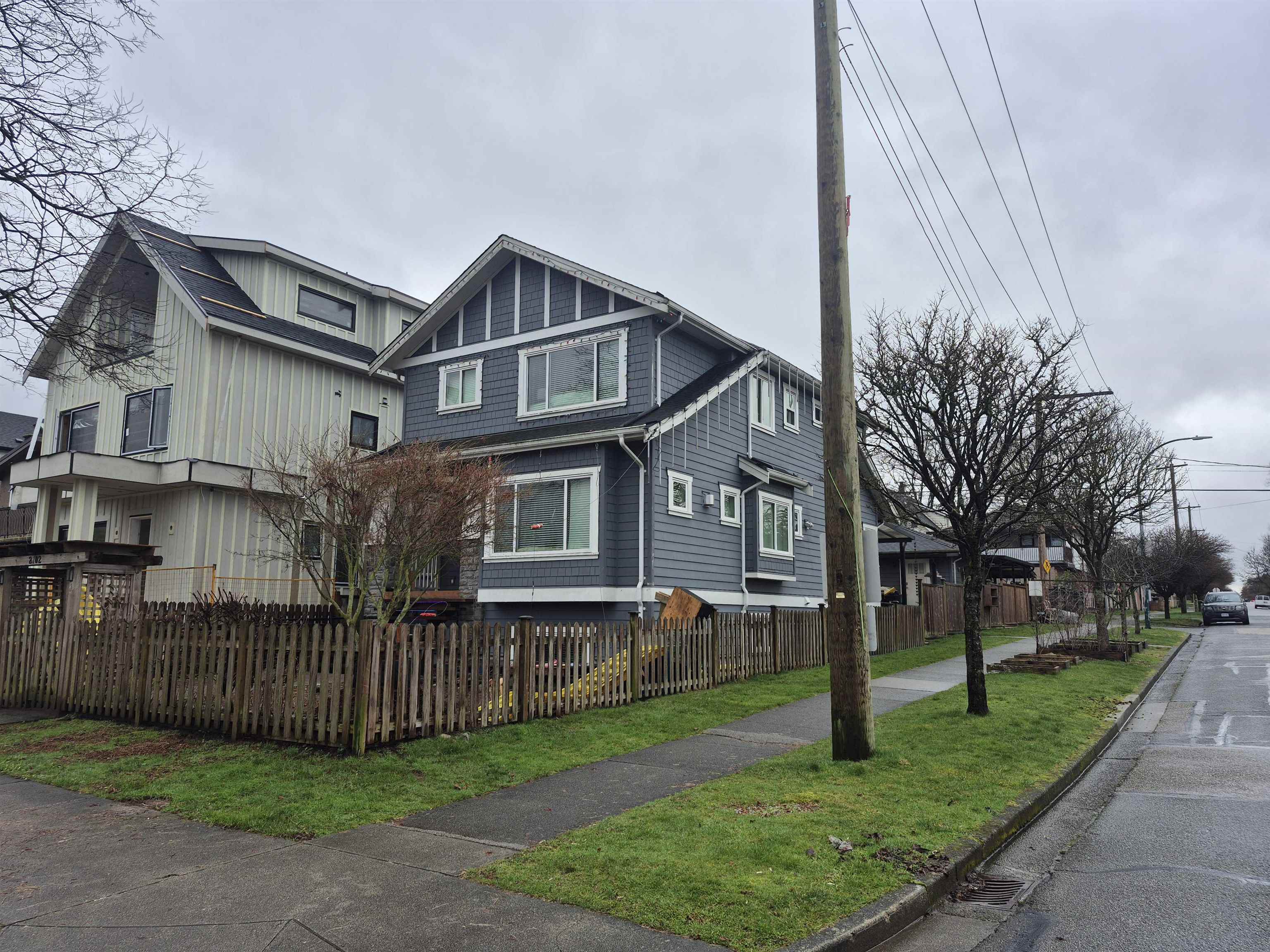 2702 KITCHENER STREET, Vancouver BC V5K 3E1, R3088474, BC,