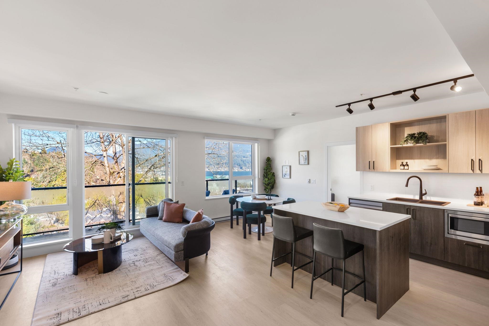 PH 608 2002 ST. GEORGE STREET, R3088513, BC,