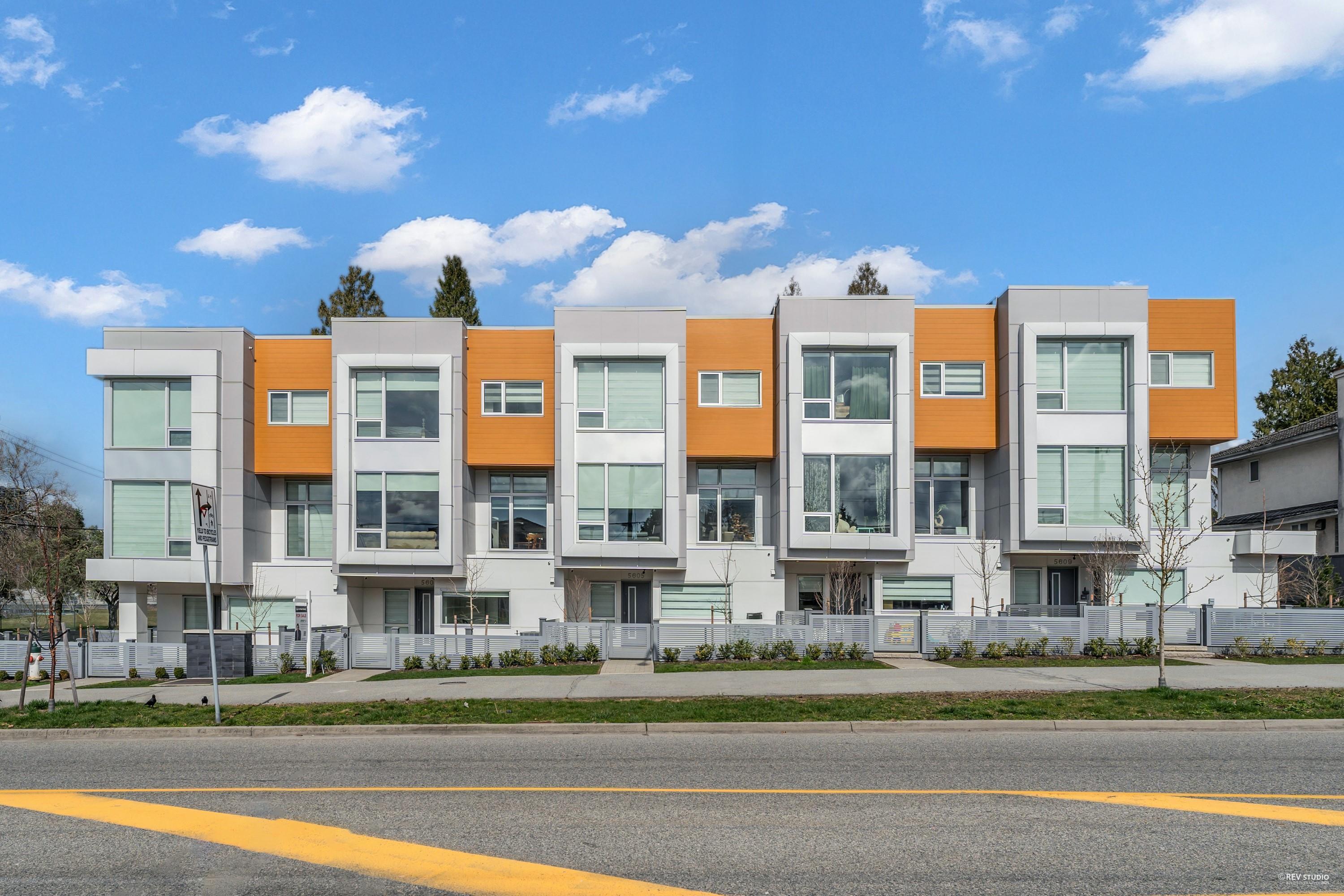 5605 RUMBLE STREET, Burnaby BC V5J 2C3, R3088723, BC,