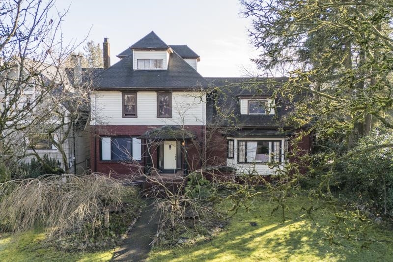 118 QUEENS AVENUE, New Westminster BC V3L 1J5, R3088915, BC,