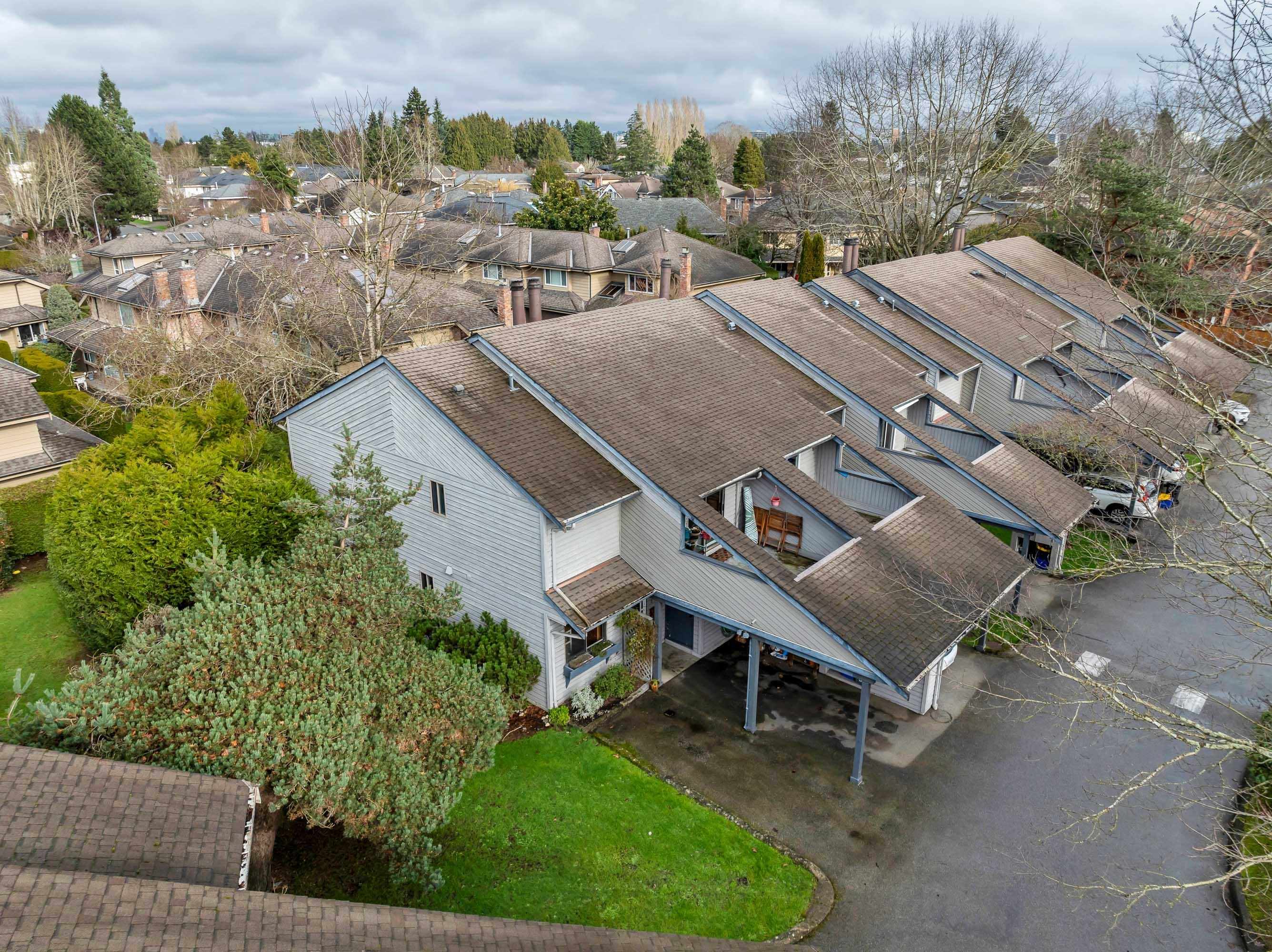 7 7300 LEDWAY ROAD, R3089018, BC,