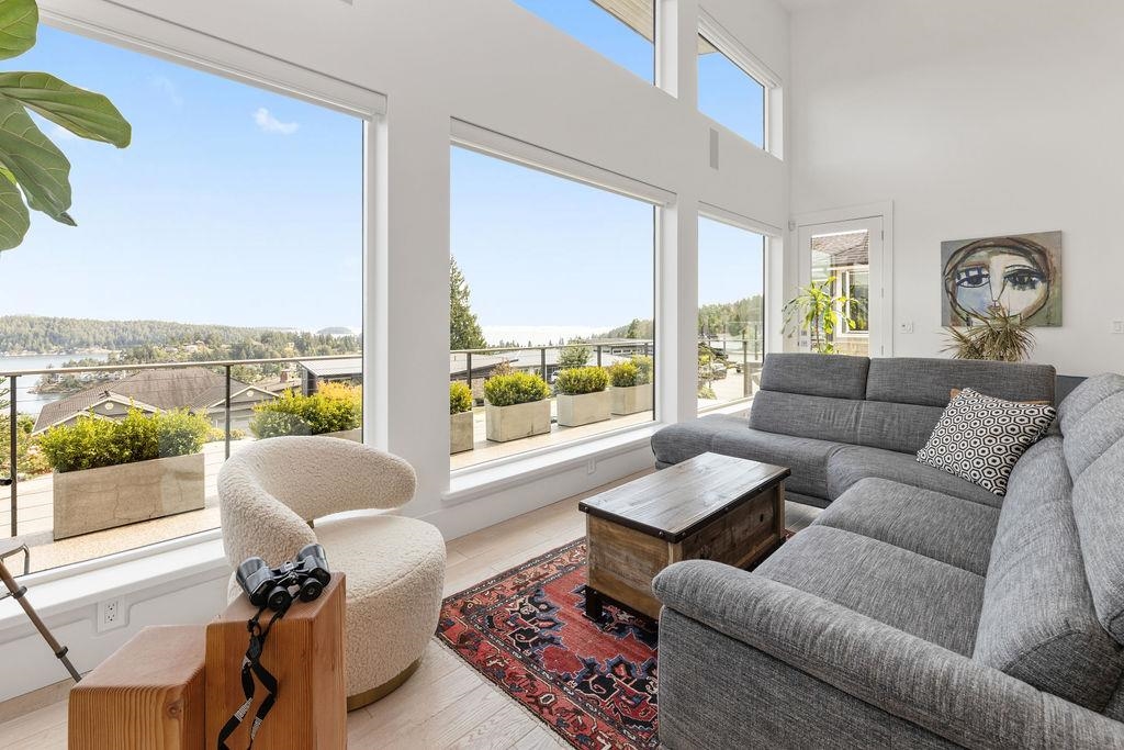 502 SPYGLASS PLACE, Gibsons BC V0N 1V9, R3089056, BC,