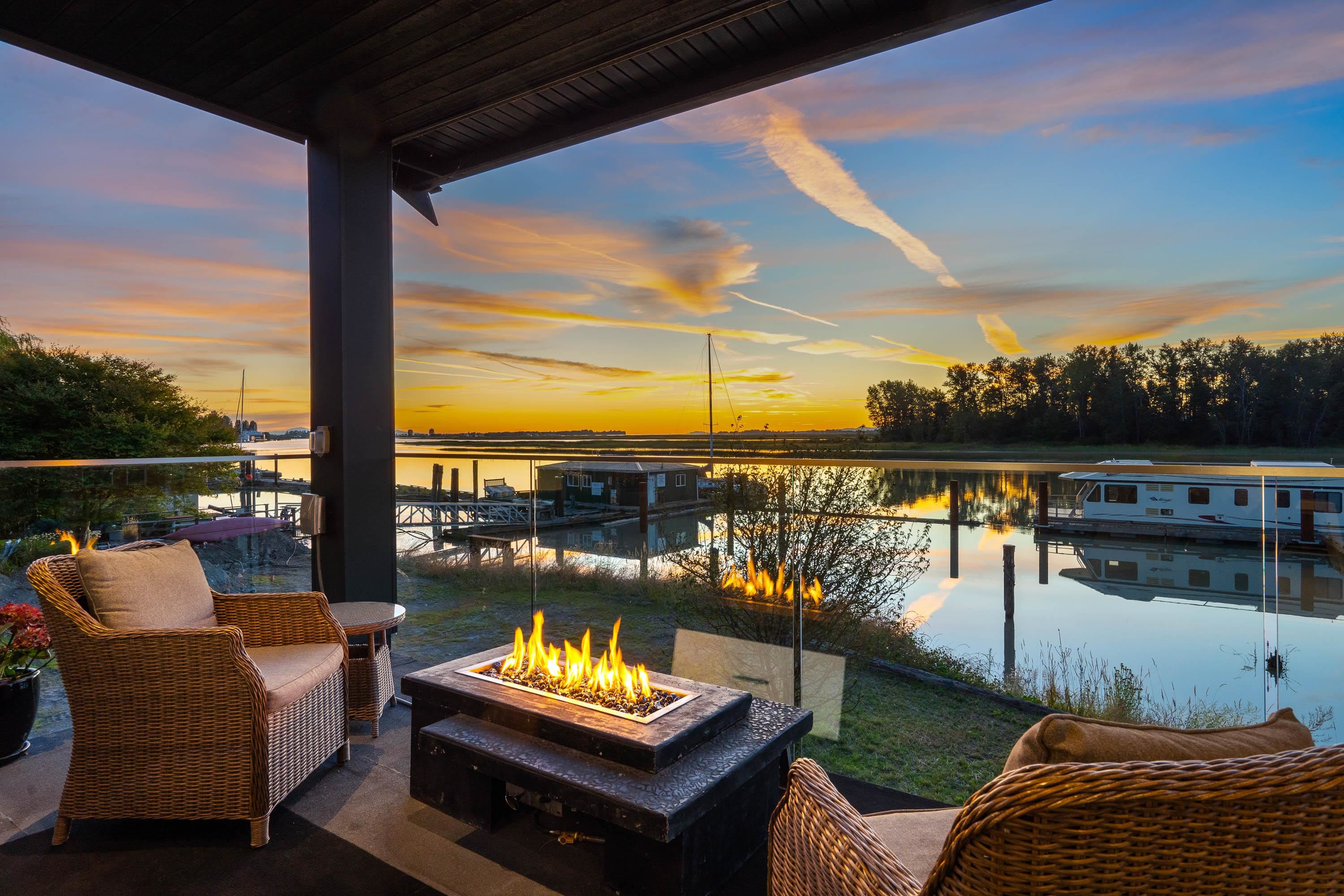 4259 W RIVER ROAD, Delta BC V4K 1R9, R3089136, BC,