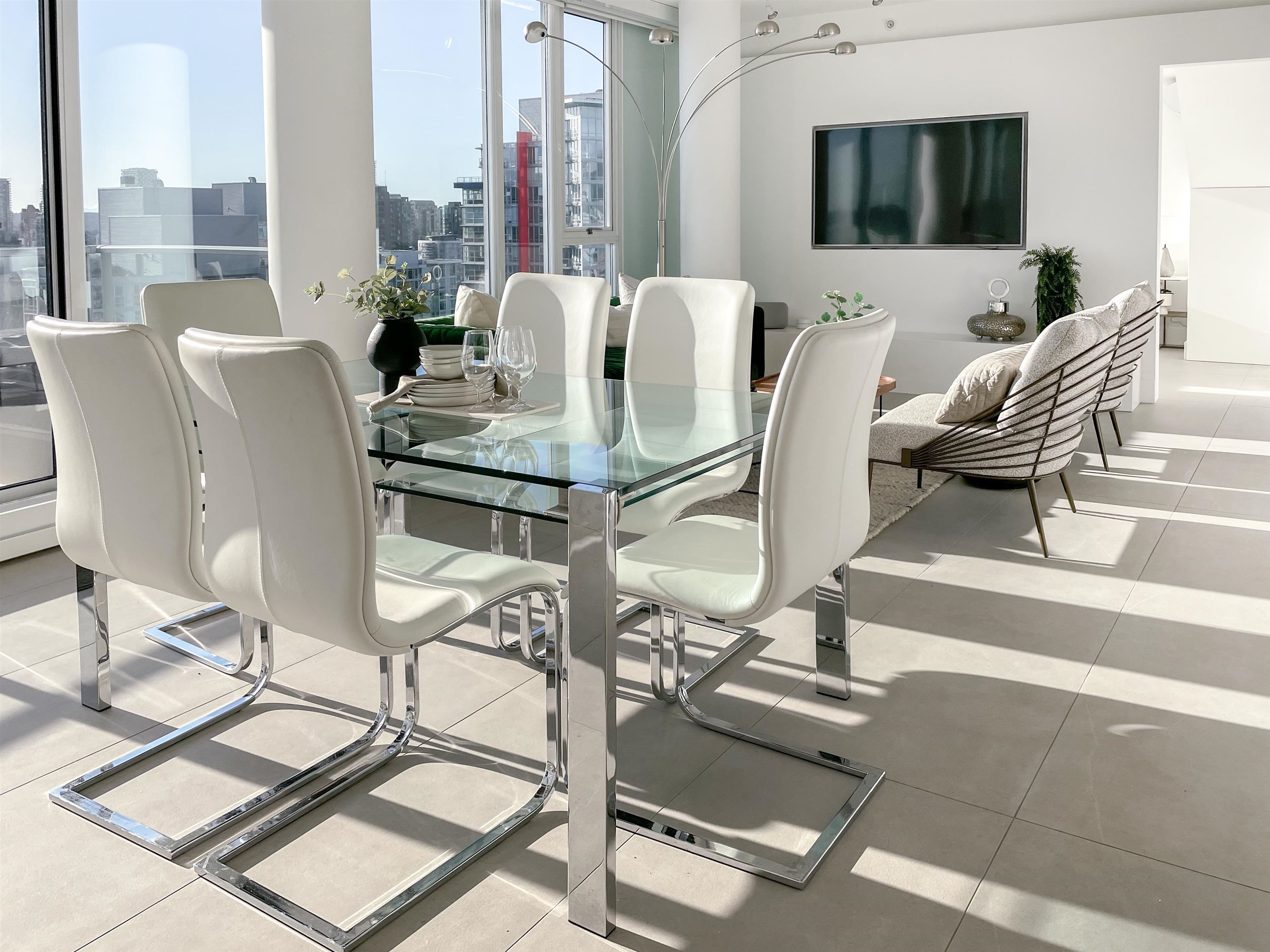 3703 689 ABBOTT STREET, R3089158, BC,