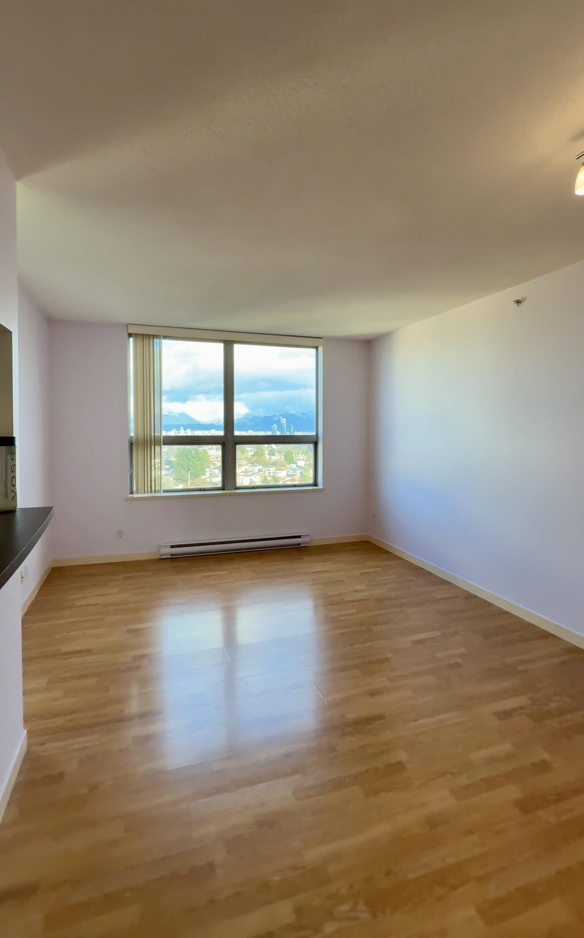 2409 3663 CROWLEY DRIVE, R3089375, BC,