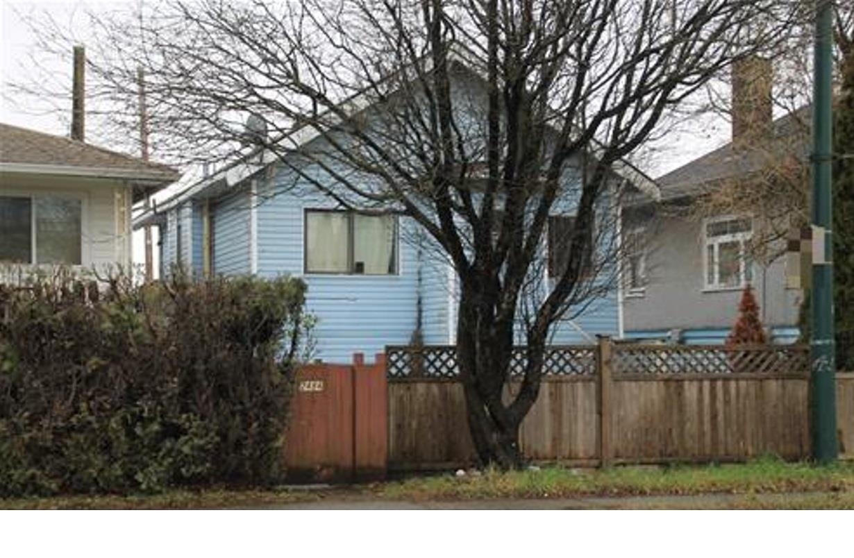 2472 E E 41ST AVENUE, Vancouver BC V5R 2W5, R3089706, BC,