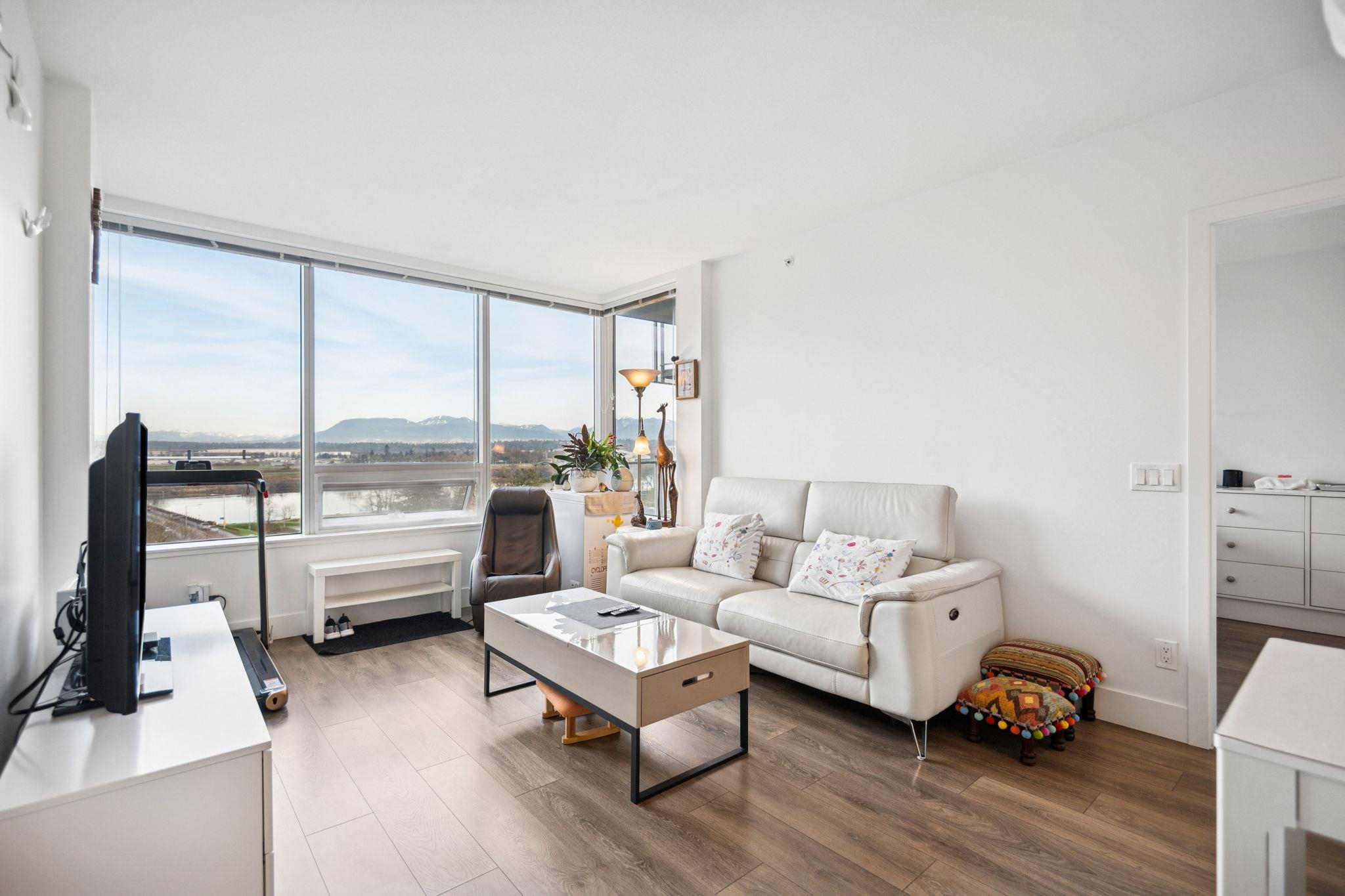 1110 5233 GILBERT ROAD, R3090006, BC,