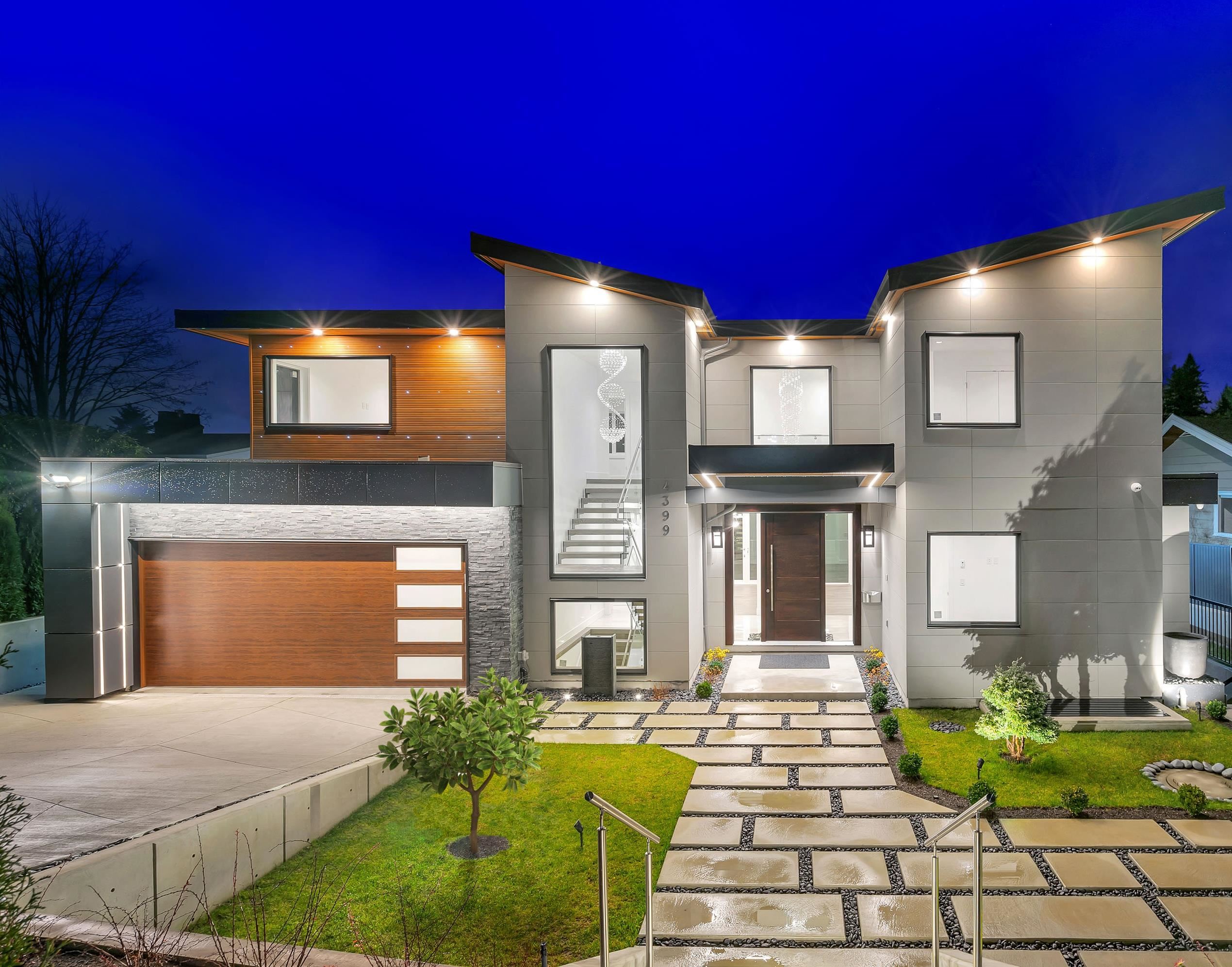 MLS® listing #R3090173 for sale located at 4399 HIGHLAND BOULEVARD, North Vancouver BC V7R 2Z8