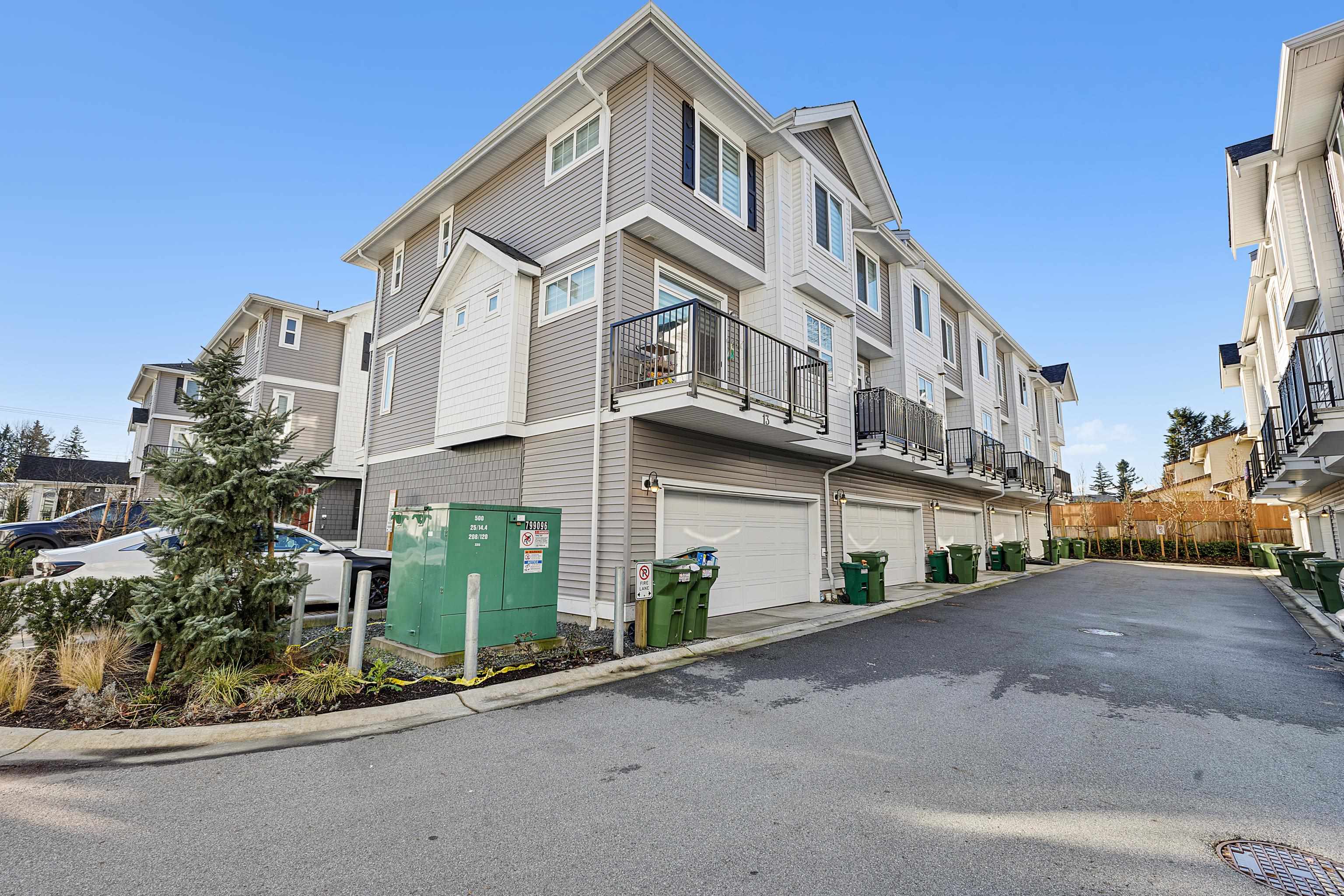 13 2033 MCKENZIE ROAD, R3090187, BC,