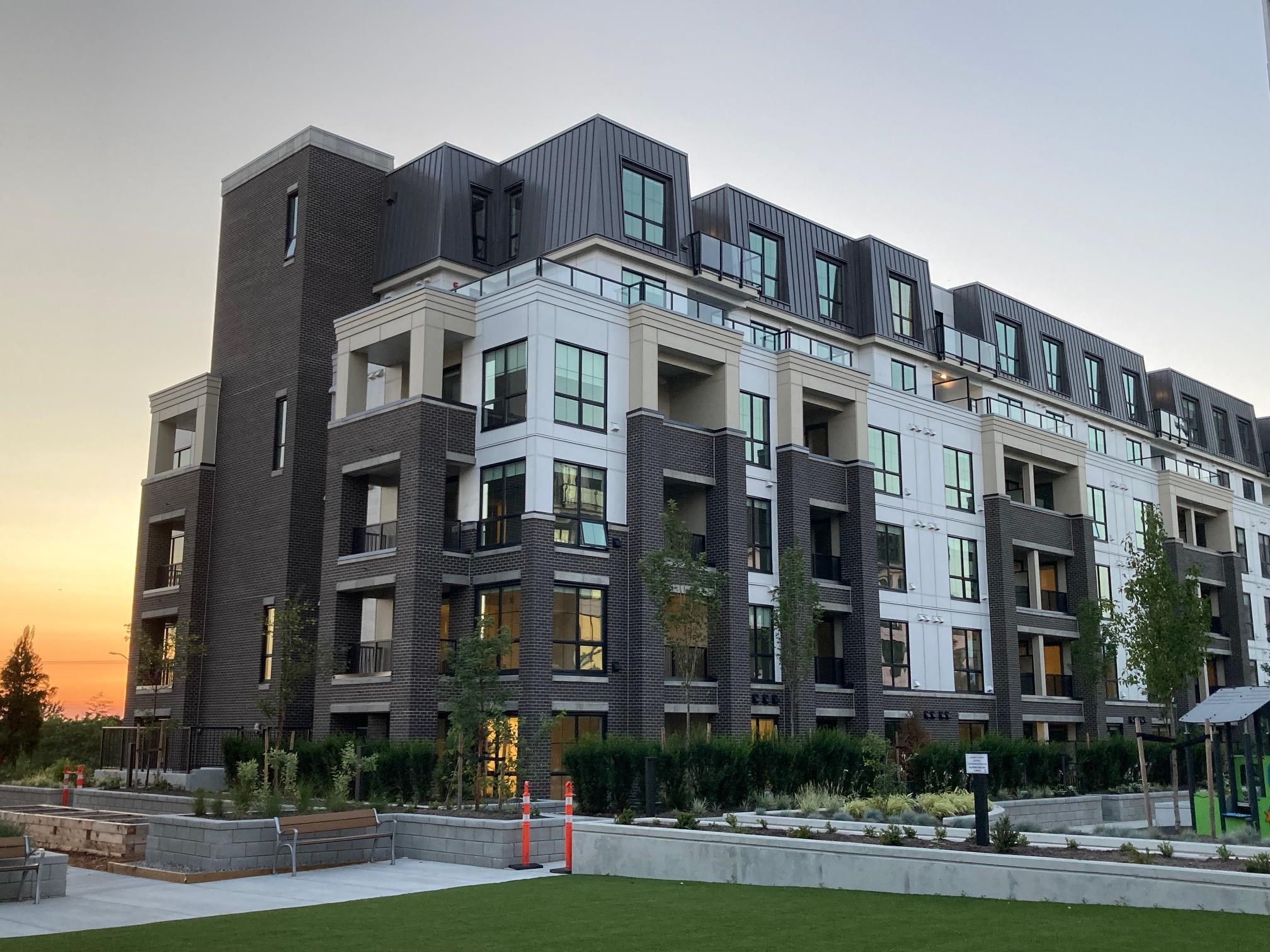 304 20078A 85 AVENUE, R3090215, BC,