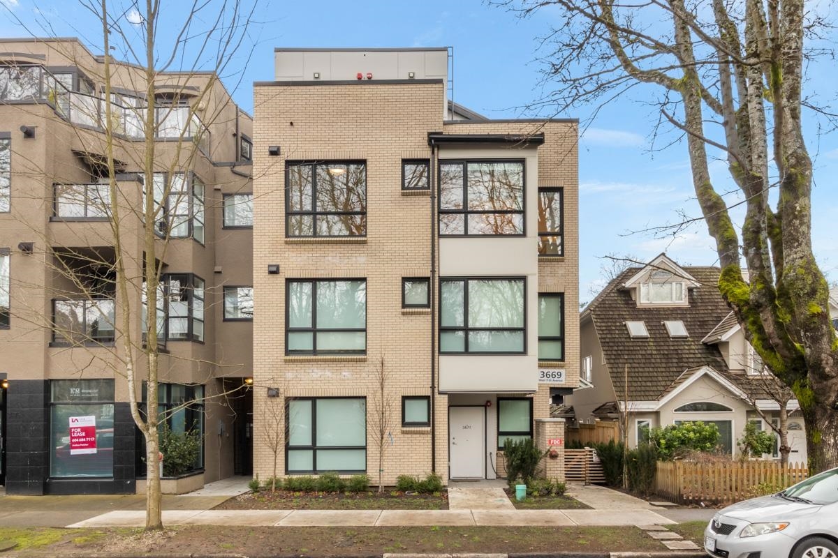 302 3669 11TH AVENUE, R3090396, BC,