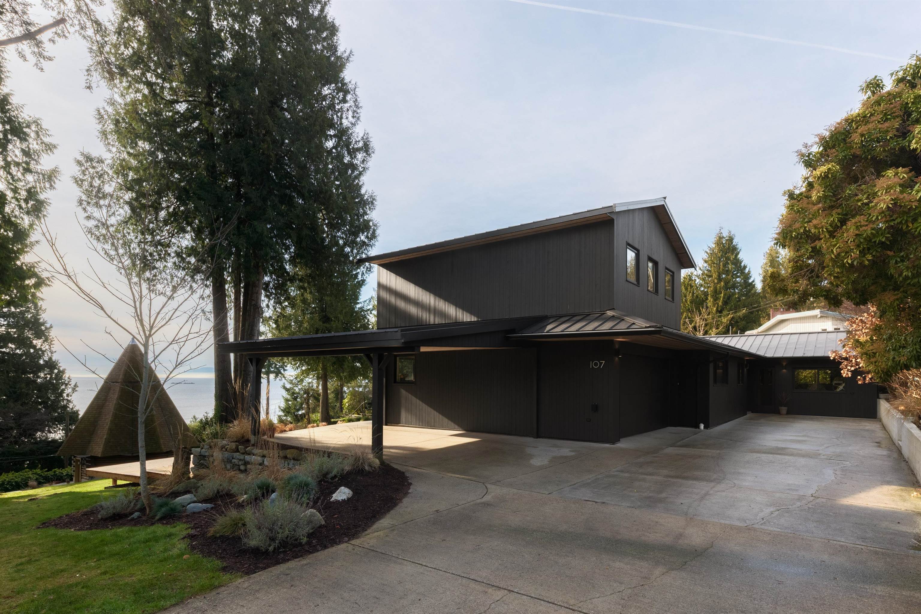 107 MAHAN ROAD, Gibsons BC V0N 1V3, R3090517, BC,