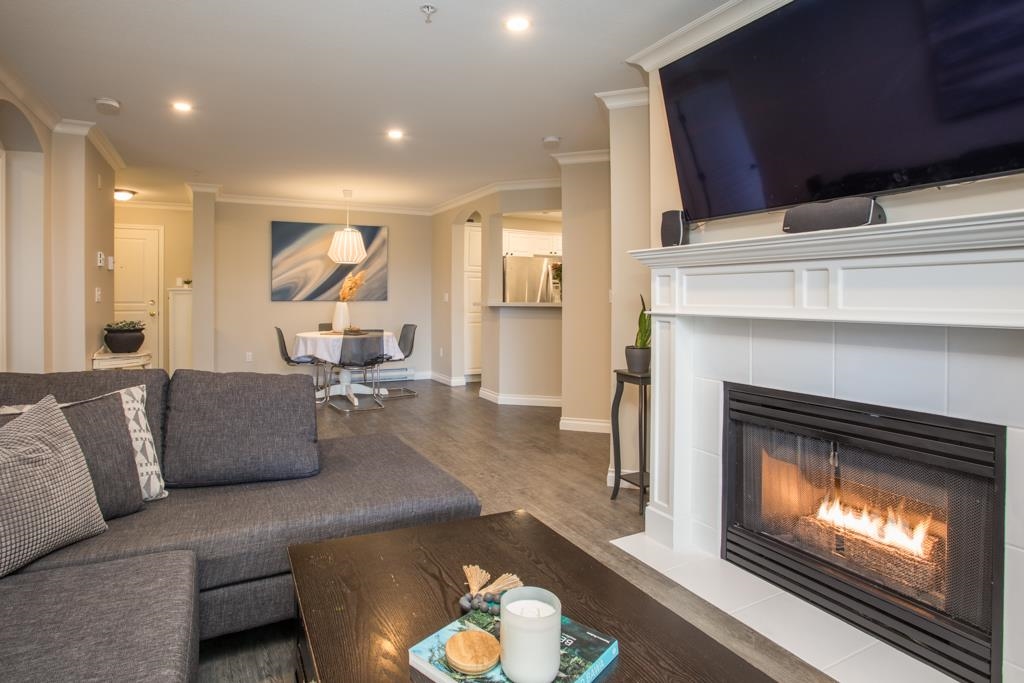 212 4770 52A STREET, R3090681, BC,