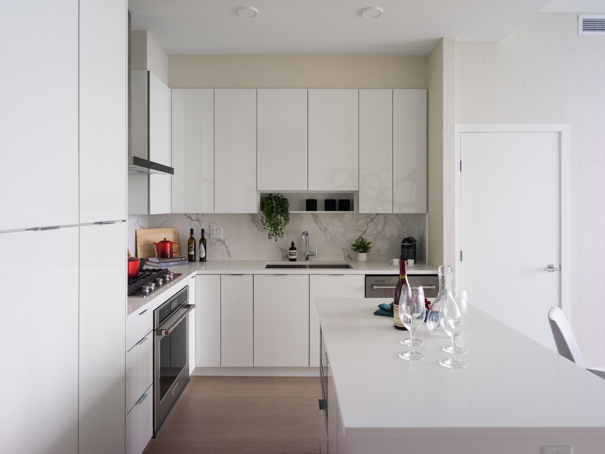 2505 555 SYDNEY AVENUE, R3090855, BC,