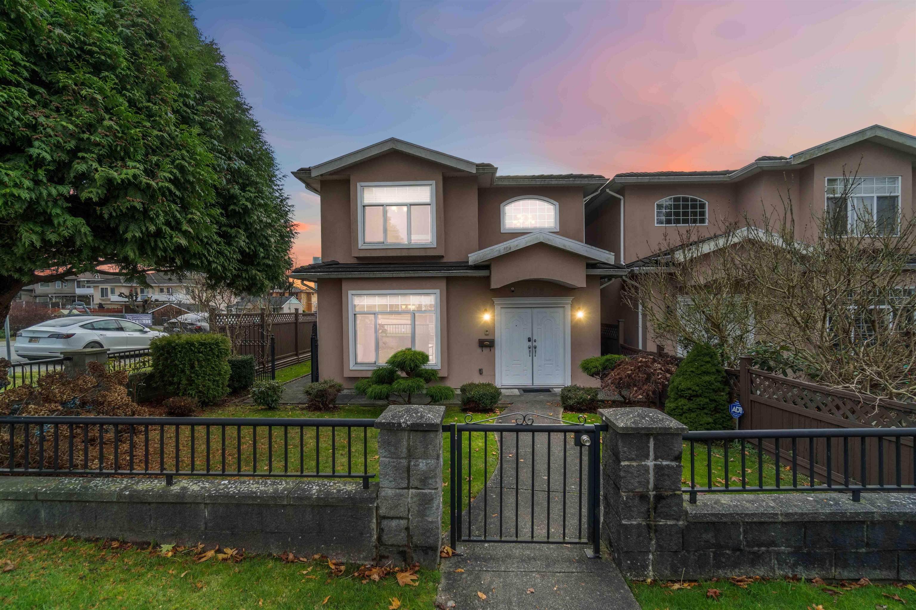4292 PARKER STREET, Burnaby BC V5C 3C3, R3090907, BC,