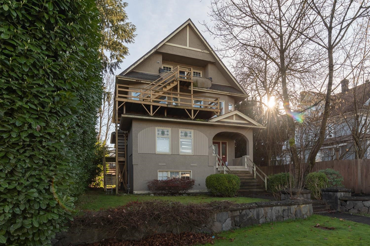 236 W 12TH AVENUE, Vancouver BC V5Y 1T8, R3091059, BC,