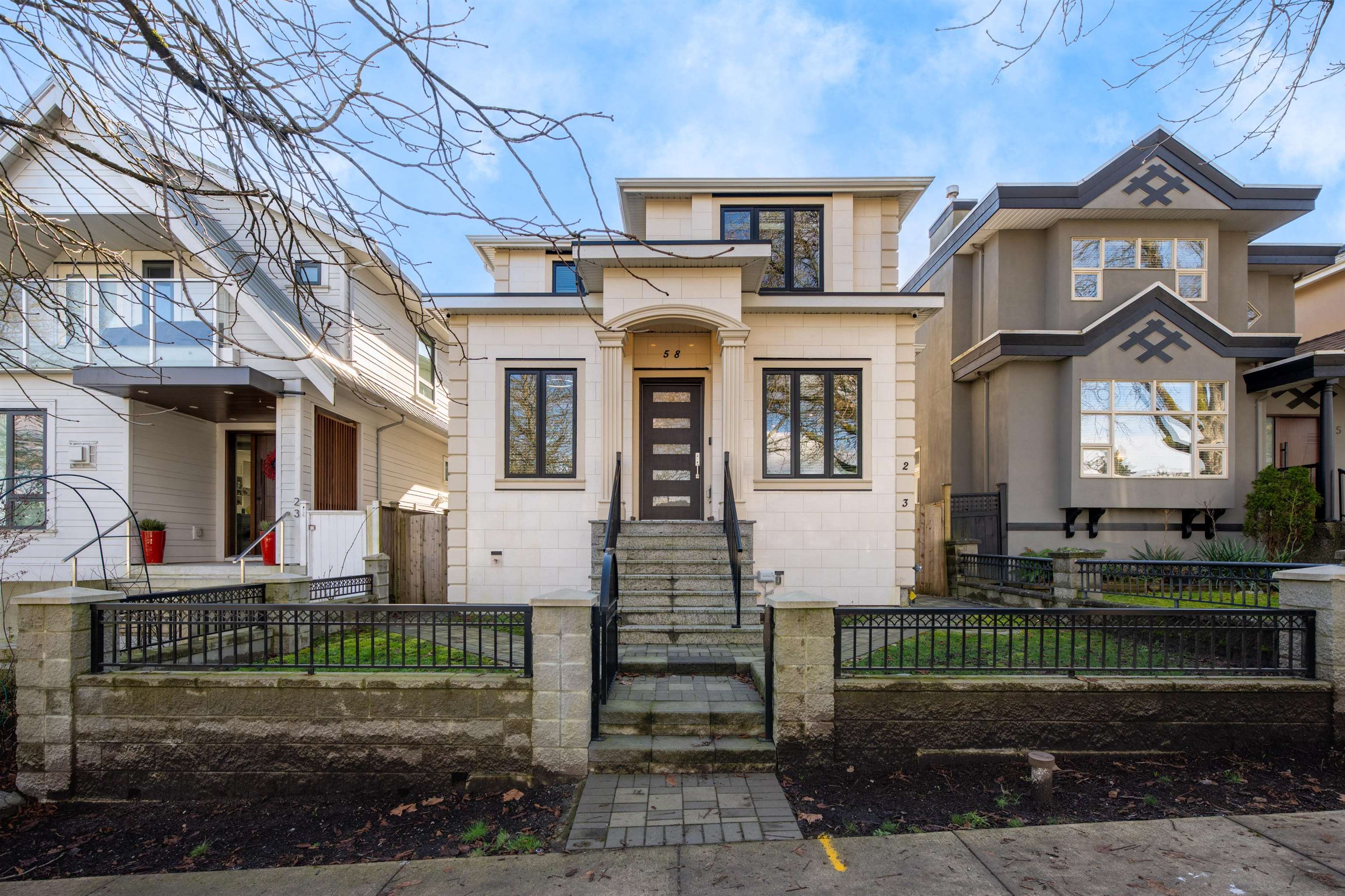 1 58 39TH AVENUE, R3091176, BC,