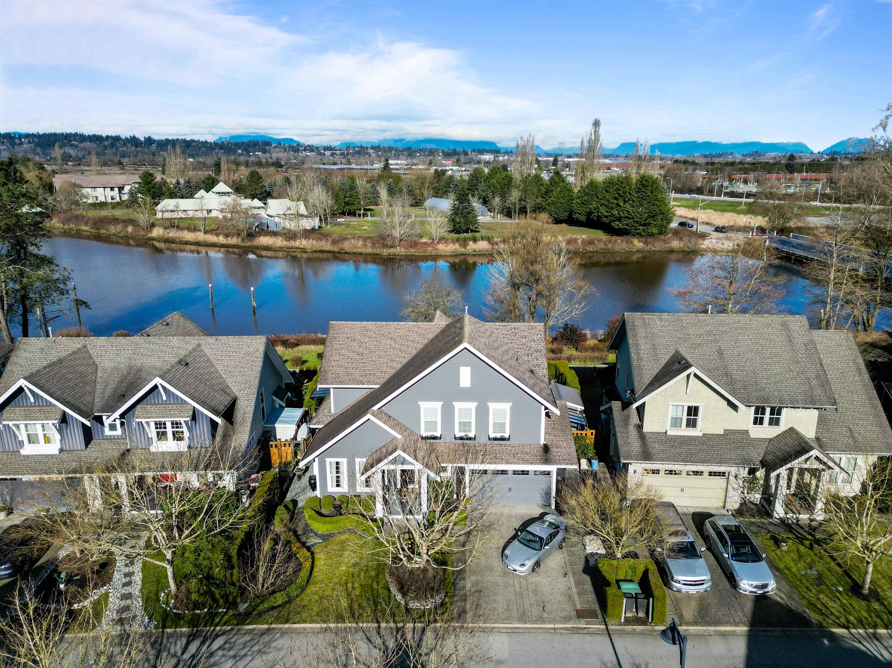 14279 37 AVENUE, Surrey BC V4P 0C2, R3091252, BC,