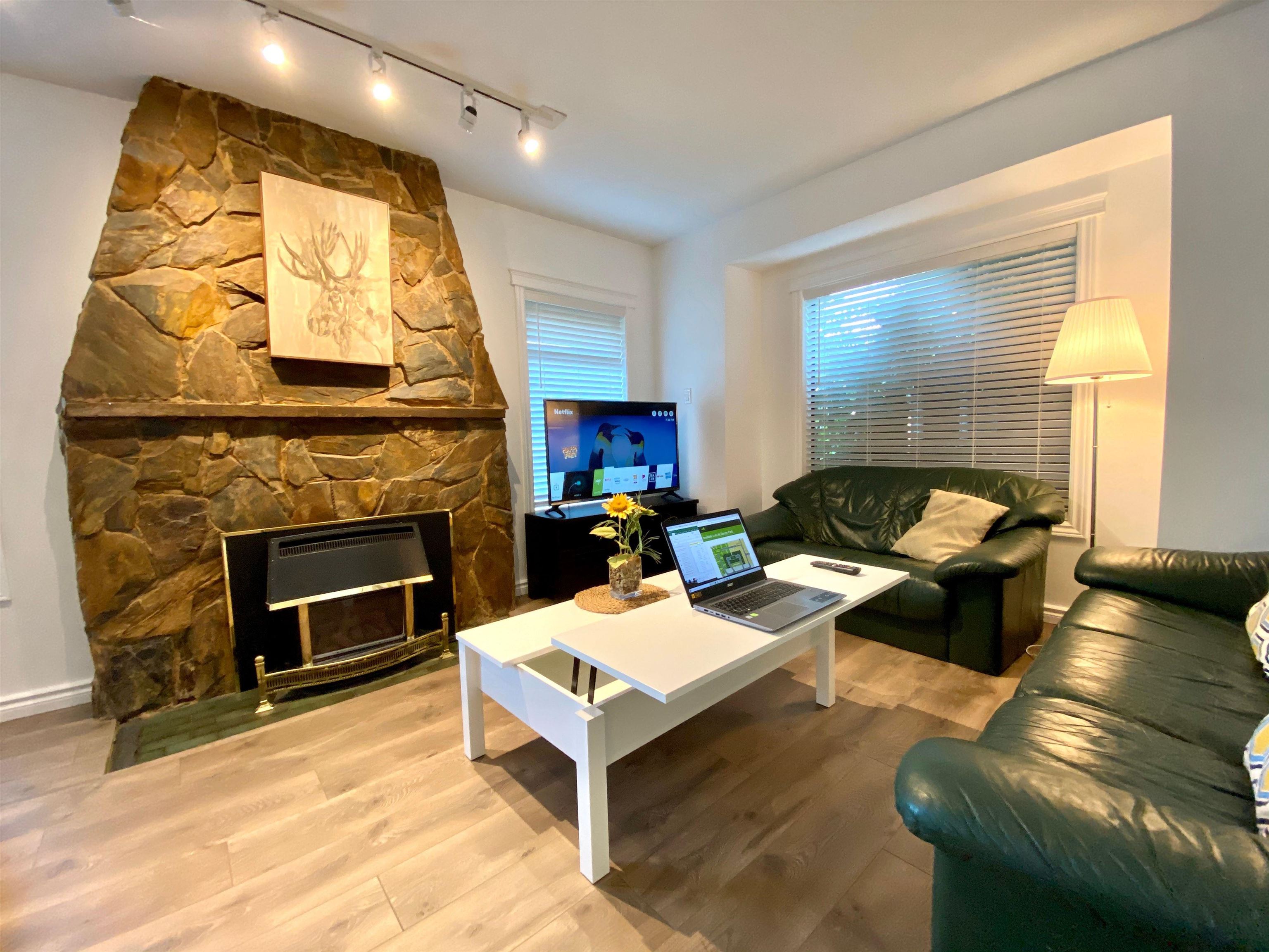 4300 SOUTHWOOD STREET, Burnaby BC V5J 2S2, R3091410, BC,