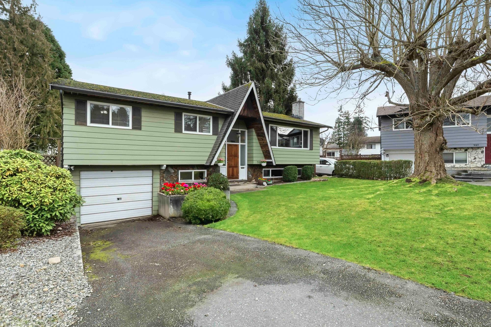 7084 PAPUC PLACE, Delta BC V4E 1W1, R3091471, BC,