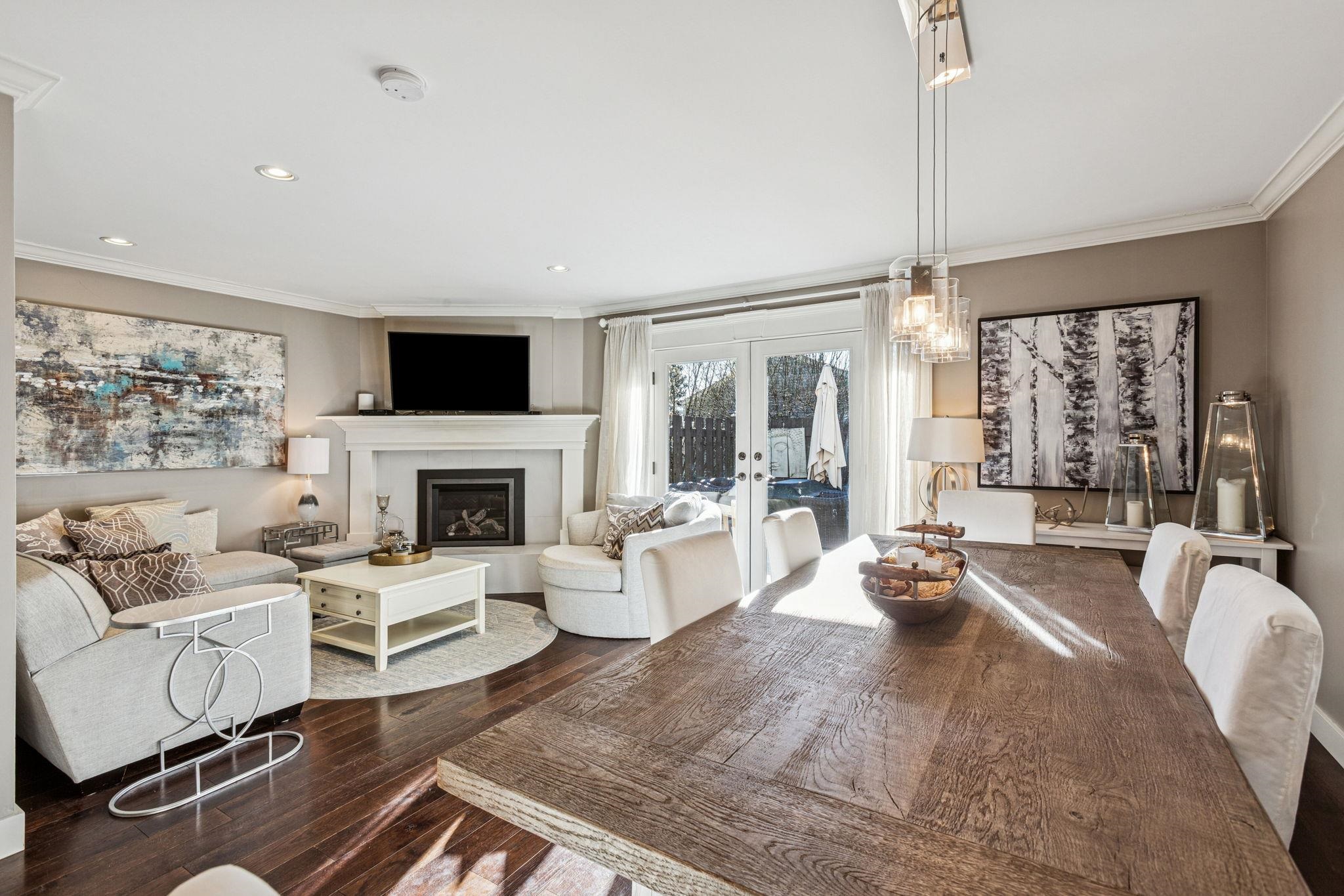 4687 HOSKINS ROAD, North Vancouver BC V7K 2R3, R3091561, BC,