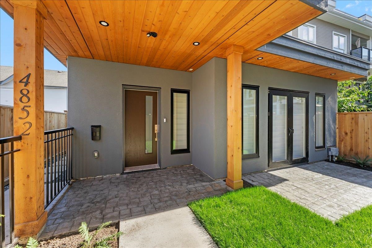 4852 SLOCAN STREET, Vancouver BC V5R 2A3, R3091693, BC,