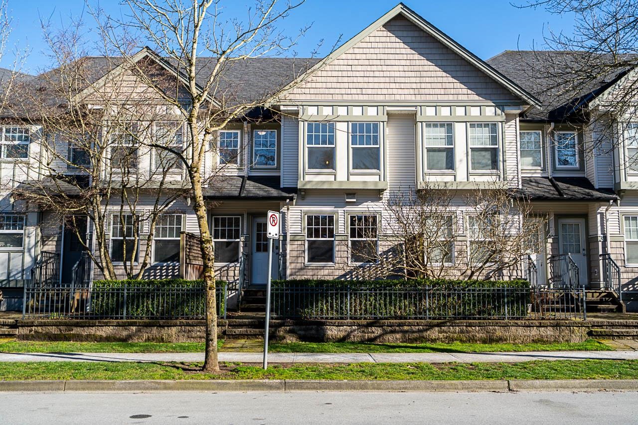 MLS® listing #R3091733 for sale located at 5 8638 159 STREET