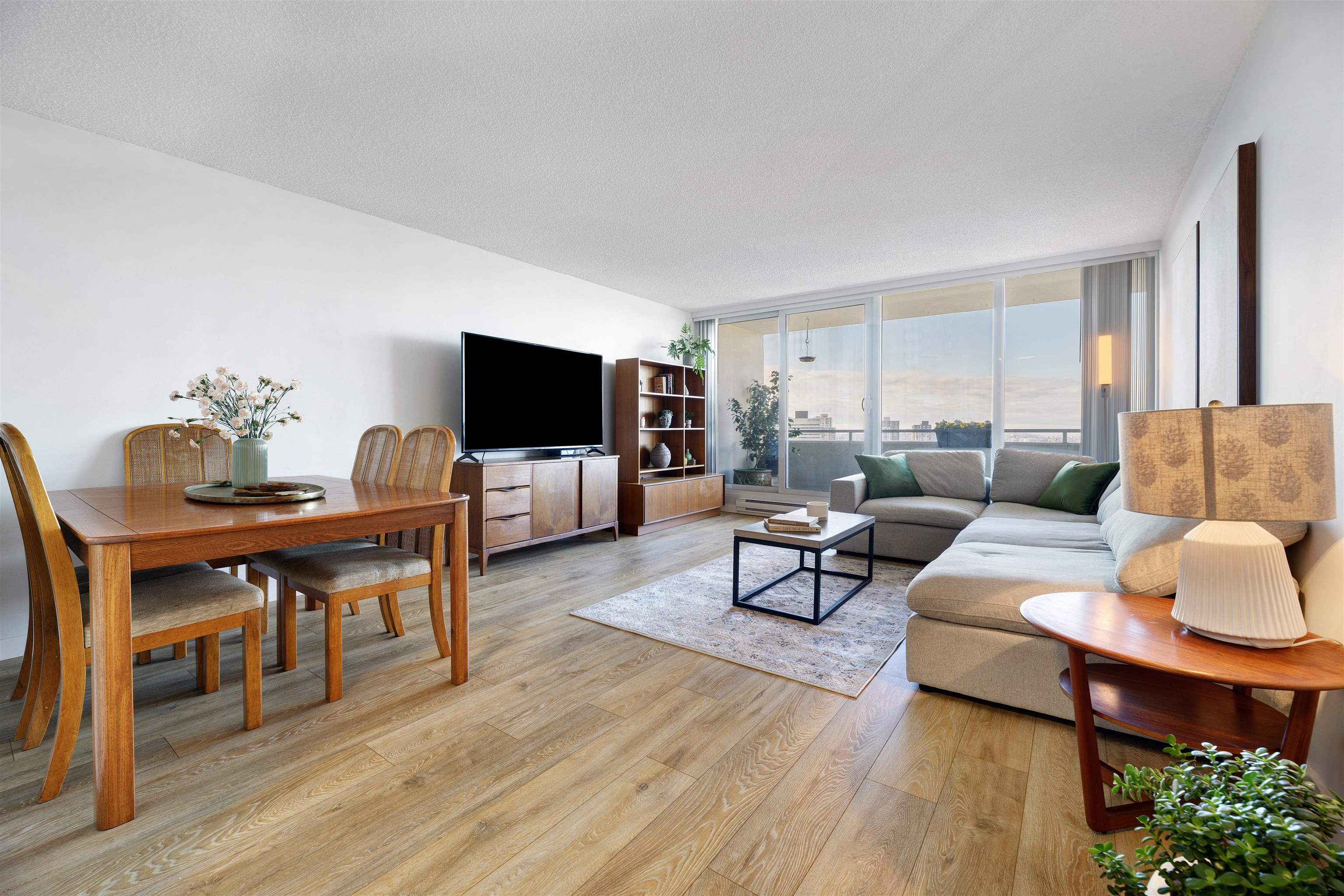 2104 5652 PATTERSON AVENUE, R3092093, BC,