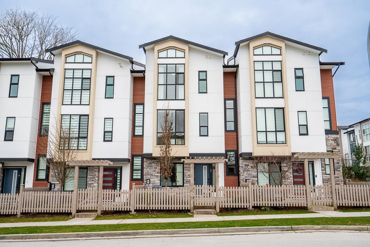 2 7670 207 STREET, R3092319, BC,