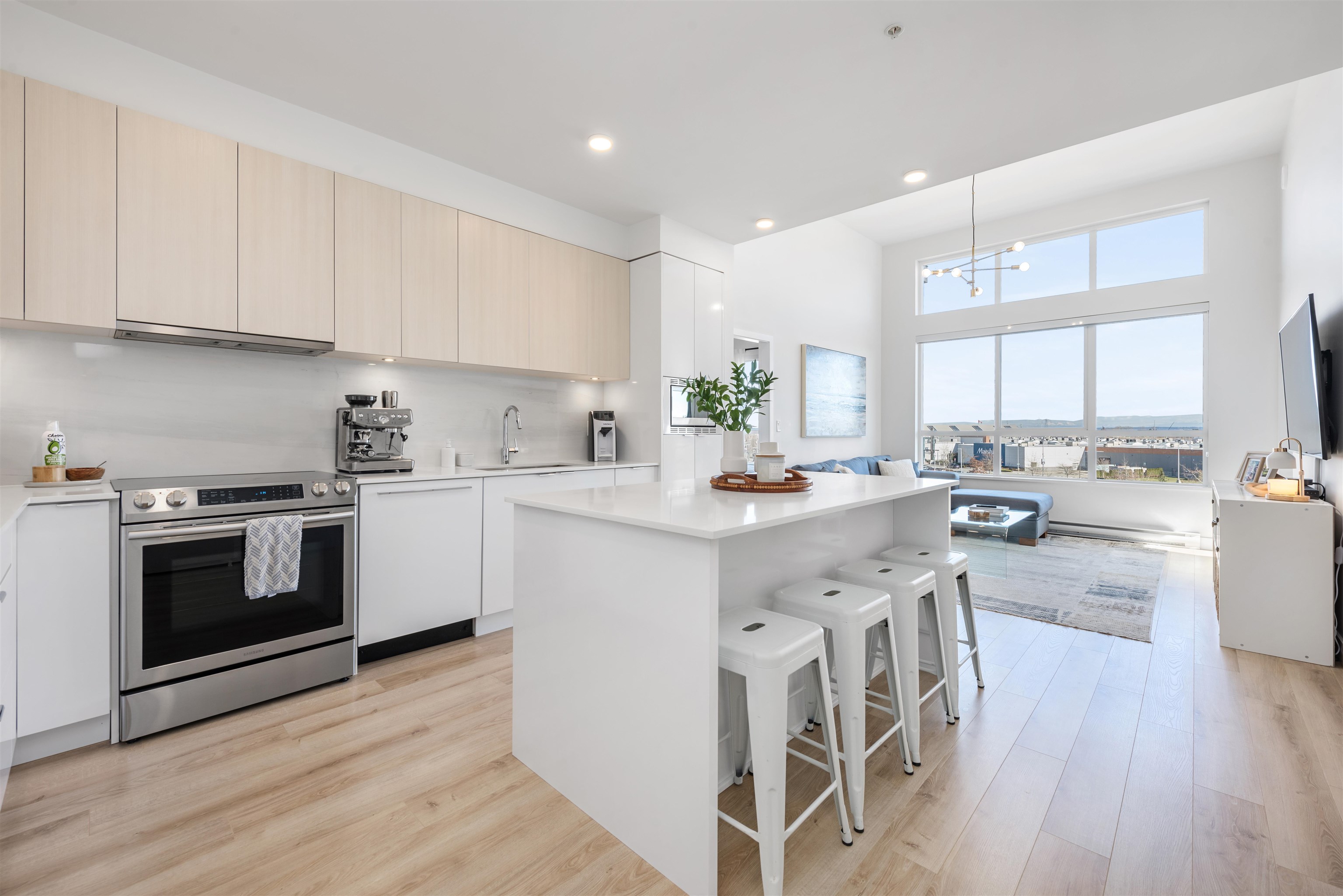 401 1892 STARLING DRIVE, R3092351, BC,