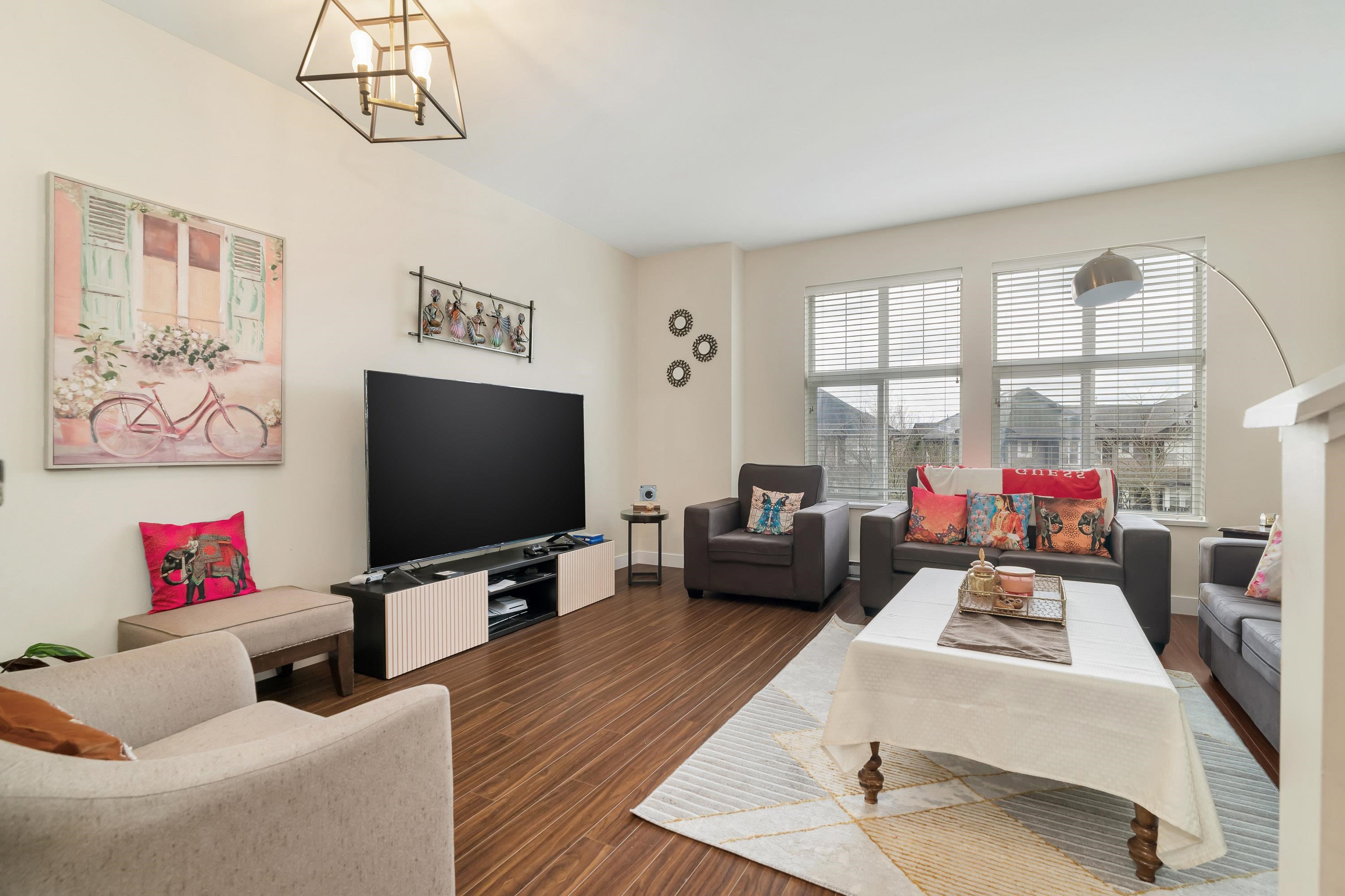 MLS® listing #R3092502 for sale located at 7 18211 70 AVENUE