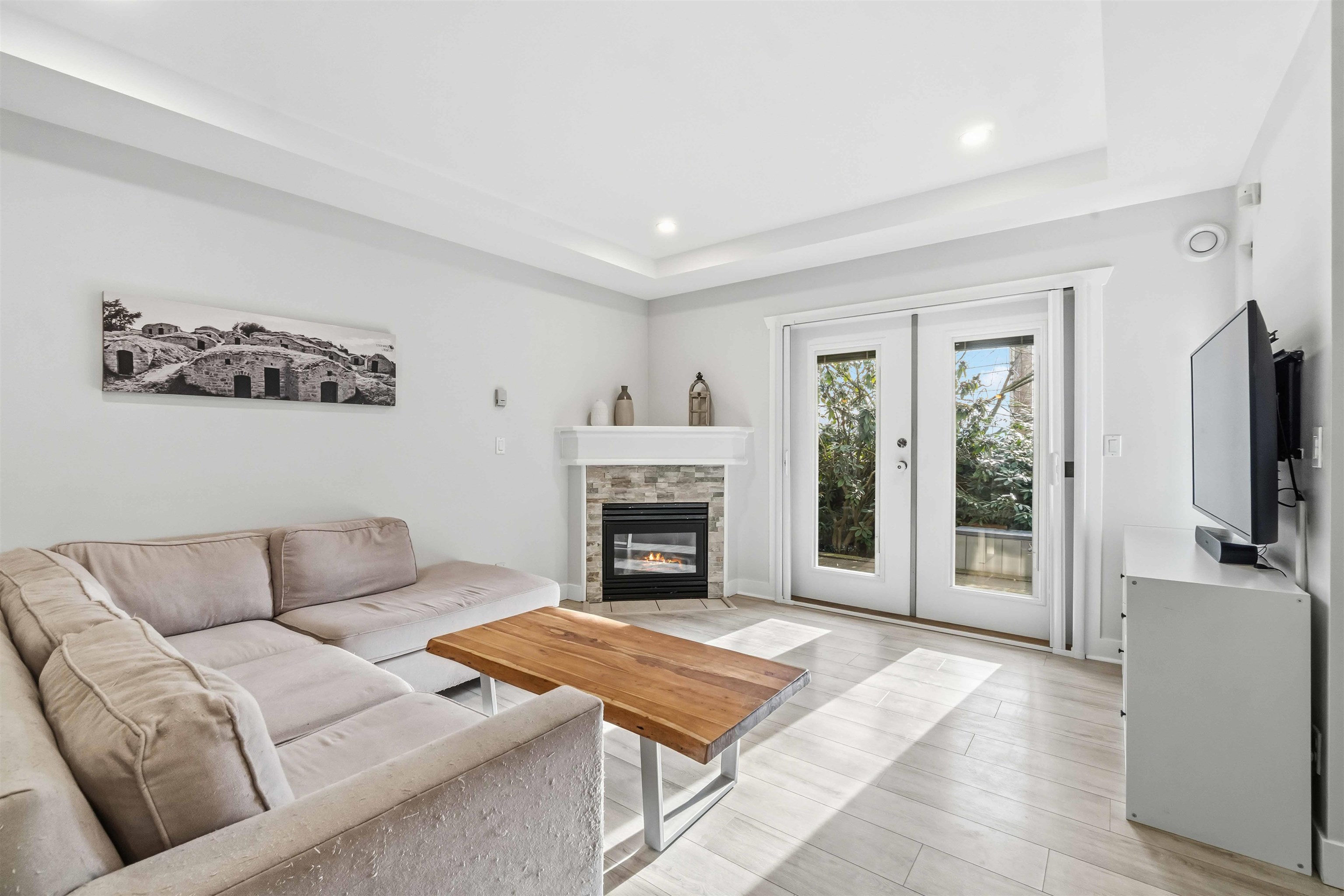 104 1423 BRUNETTE AVENUE, R3092572, BC,